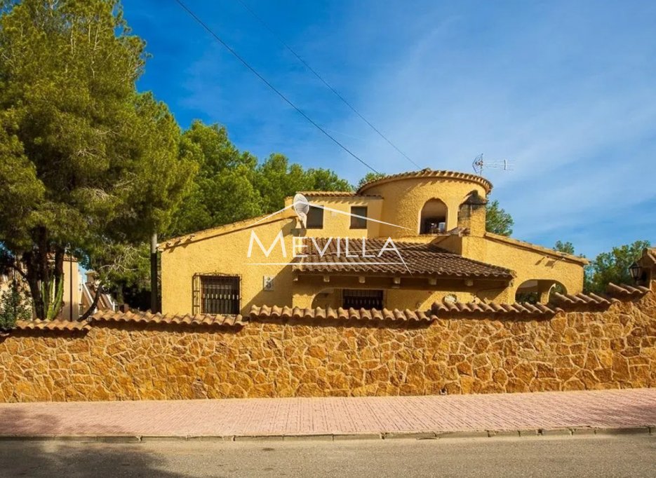 Resales - Villa - Orihuela Costa - Villamartin