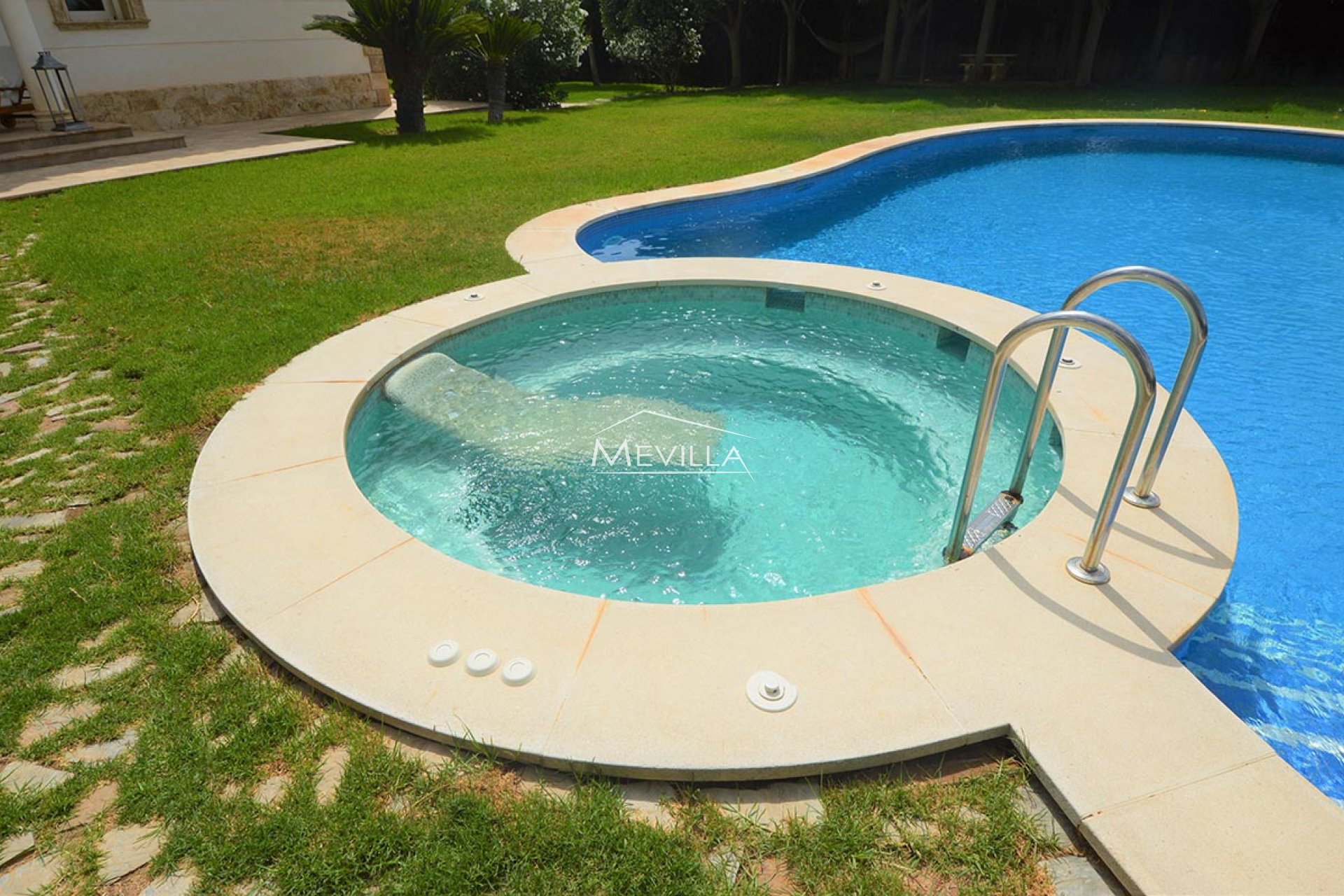 Resales - Villa - Orihuela