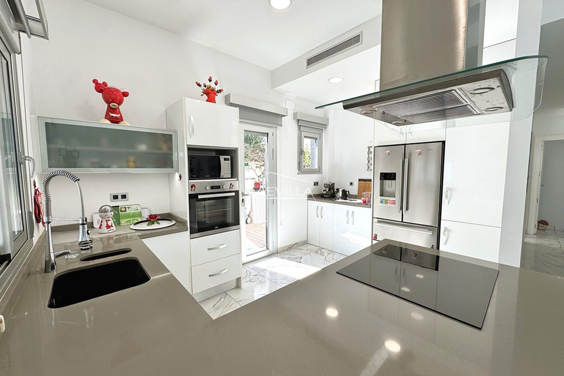 Resales - Villa - Pilar de la Horadada