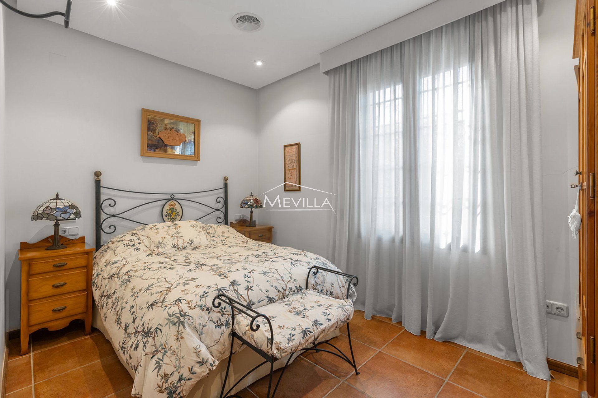 Resales - Villa - Torrevieja - La Veleta