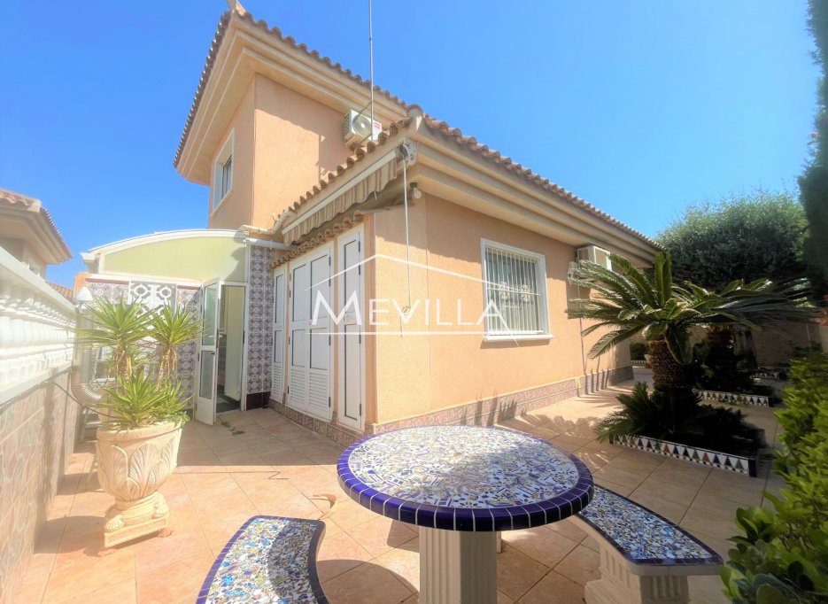 Resales - Villa - Torrevieja - Los Altos