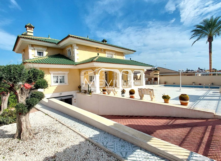 Resales - Villa - Torrevieja - Los Balcones
