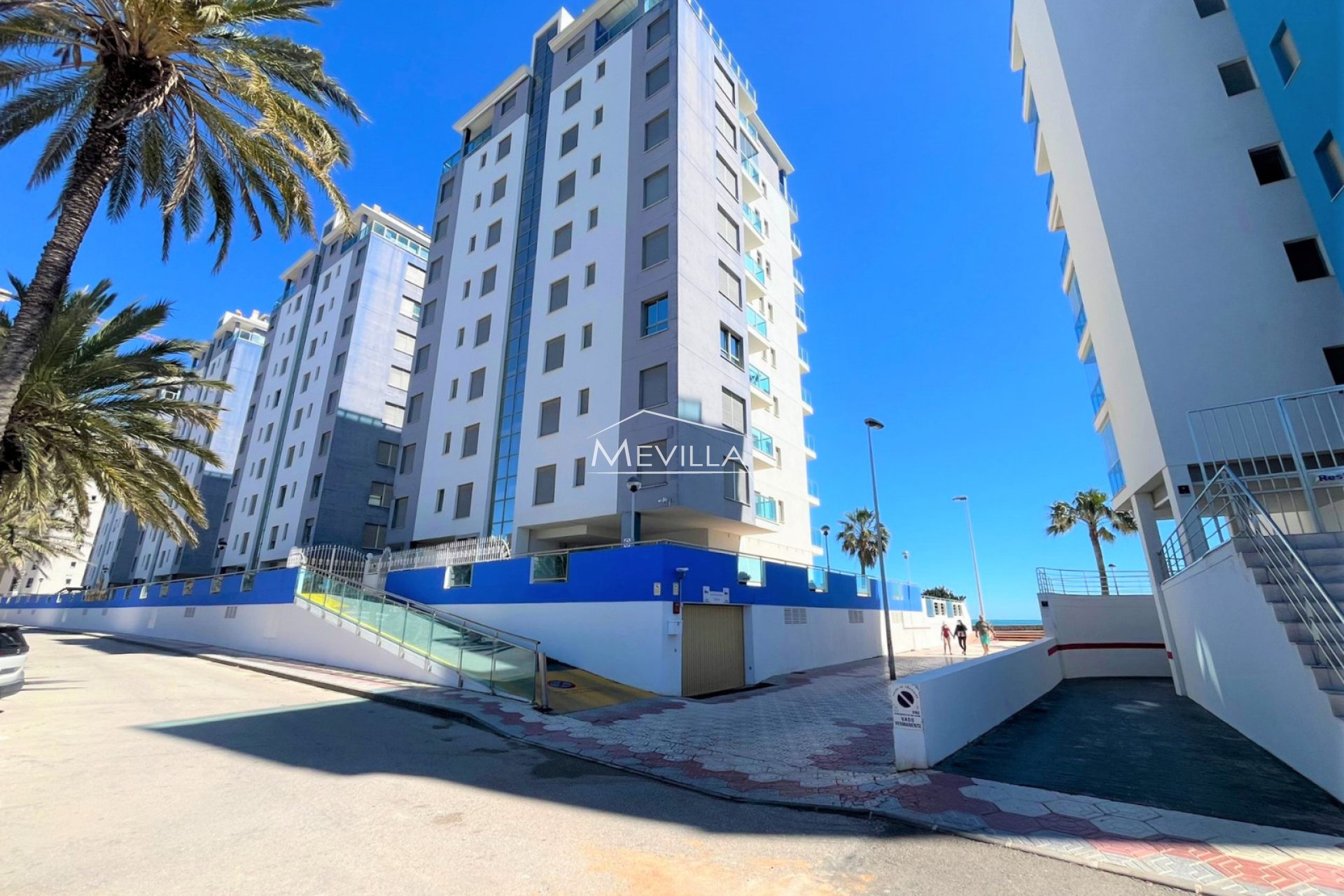 Reventas - Apartamento - La Manga