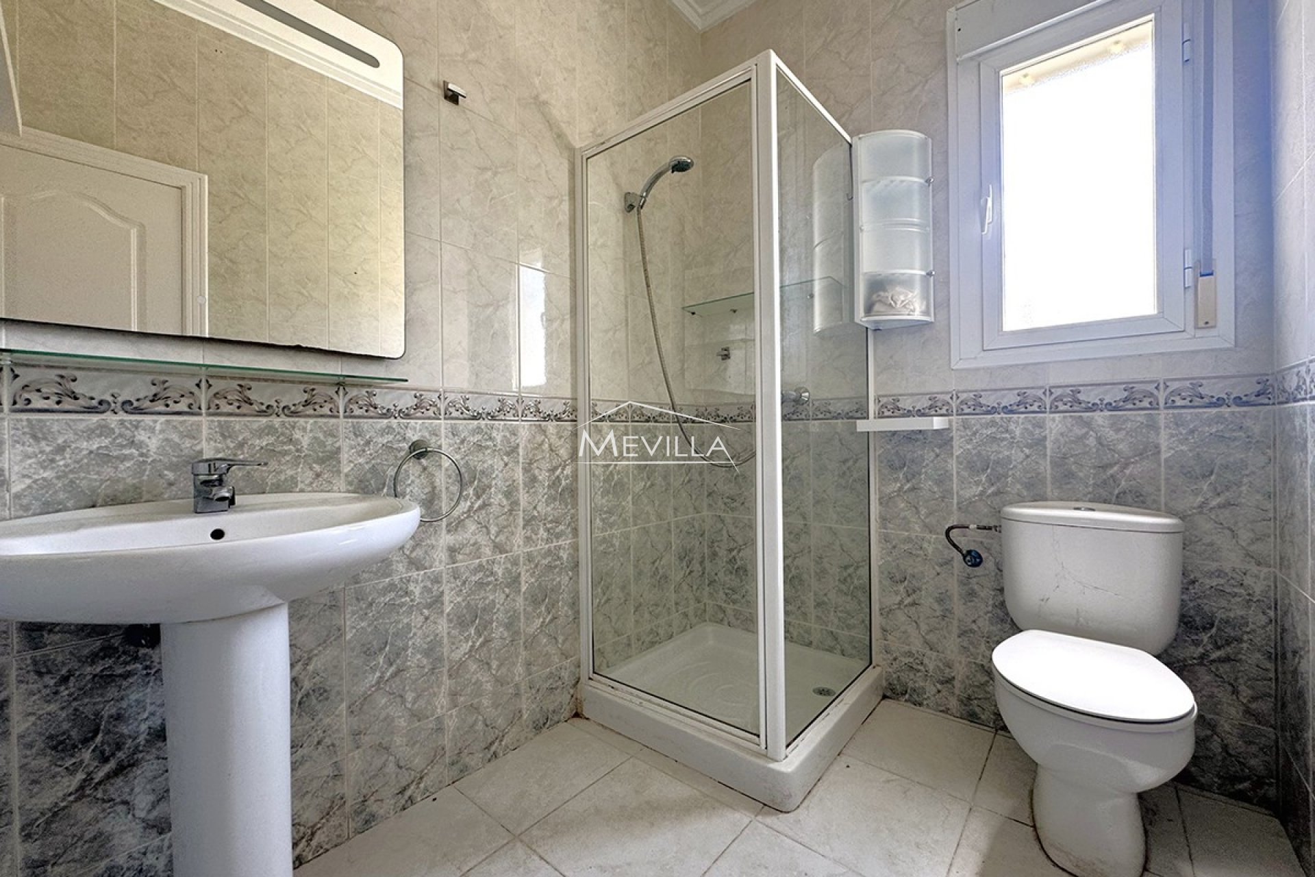 Reventas - Chalet / Villa - Guardamar / Ciudad Quesada / La Marina - Ciudad Quesada