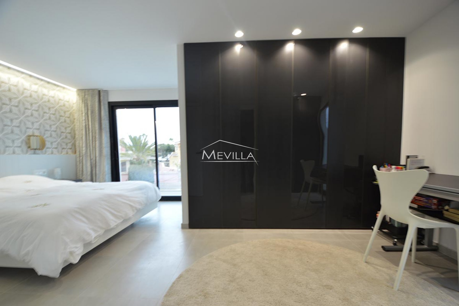 Reventas - Chalet / Villa - Orihuela Costa - Cabo Roig