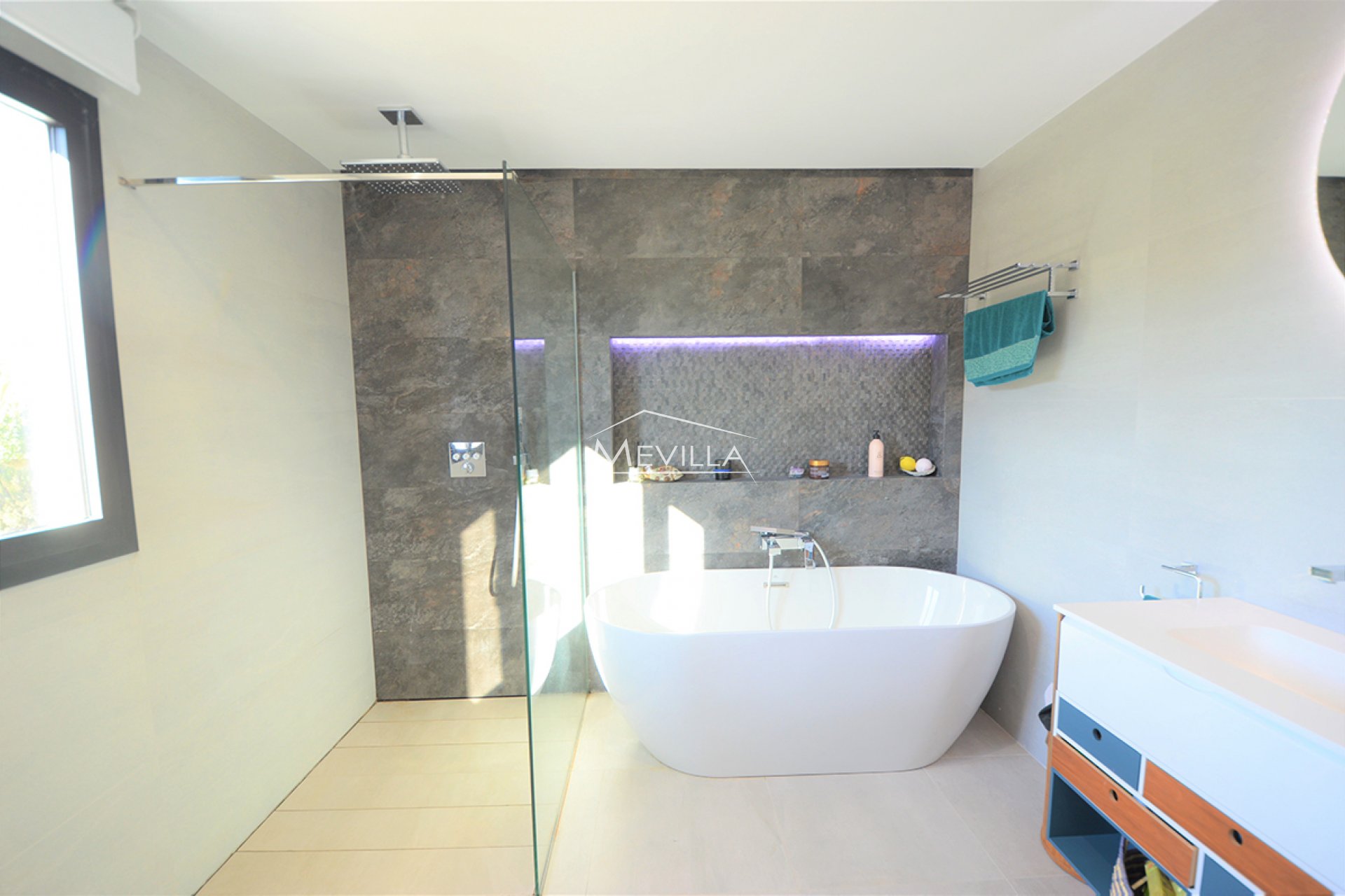 Reventas - Chalet / Villa - Orihuela Costa - Cabo Roig