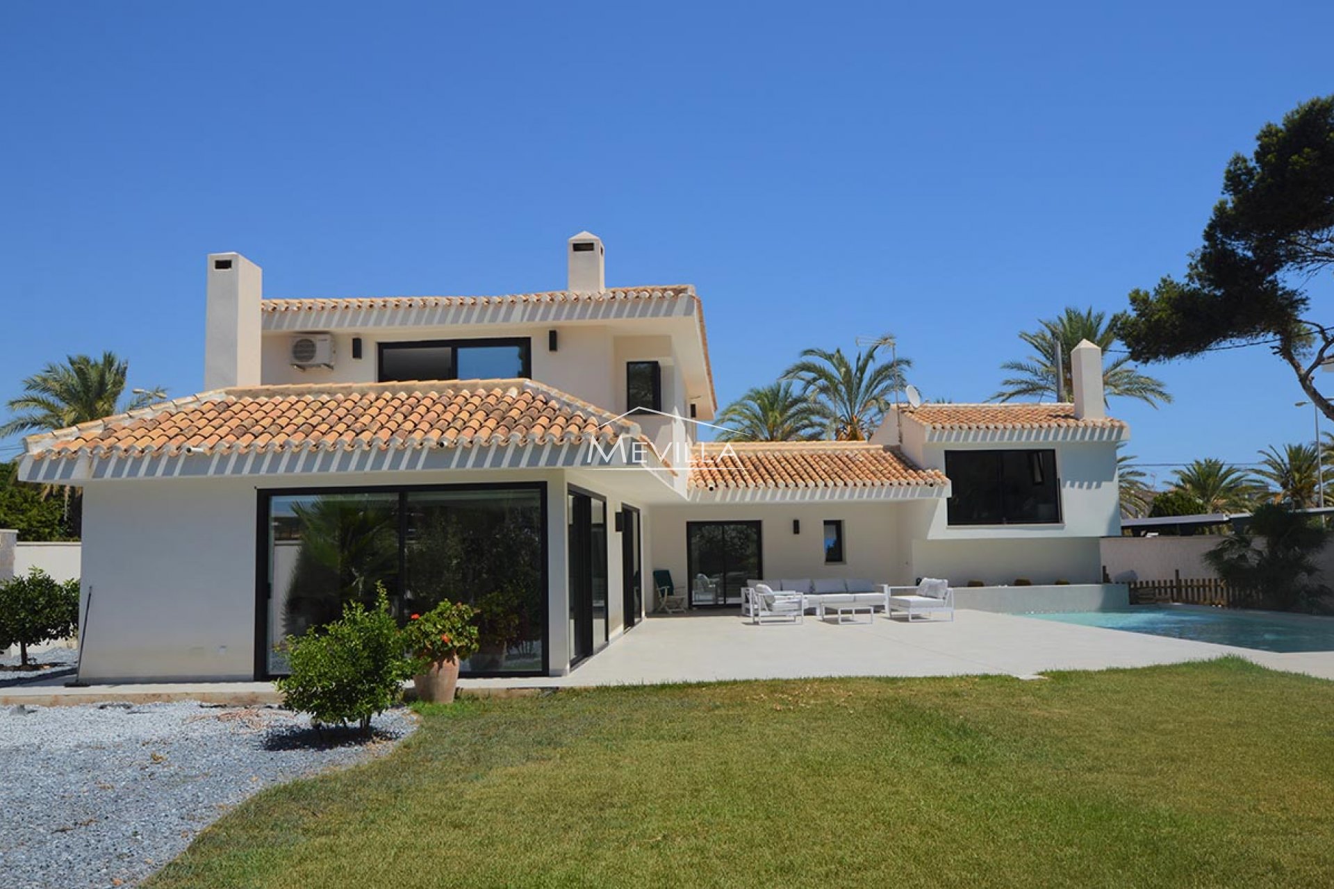 Reventas - Chalet / Villa - Orihuela Costa - Cabo Roig