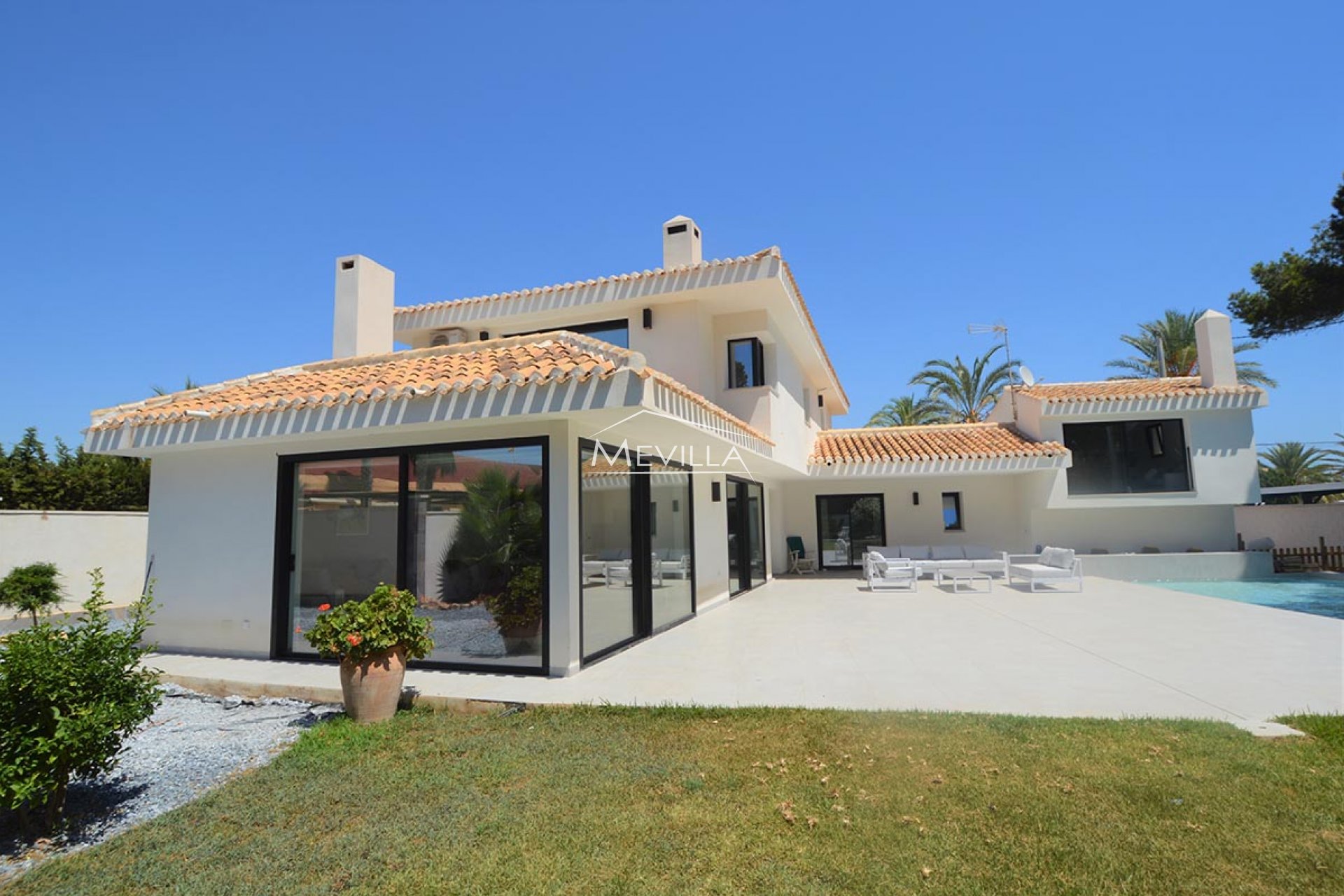 Reventas - Chalet / Villa - Orihuela Costa - Cabo Roig
