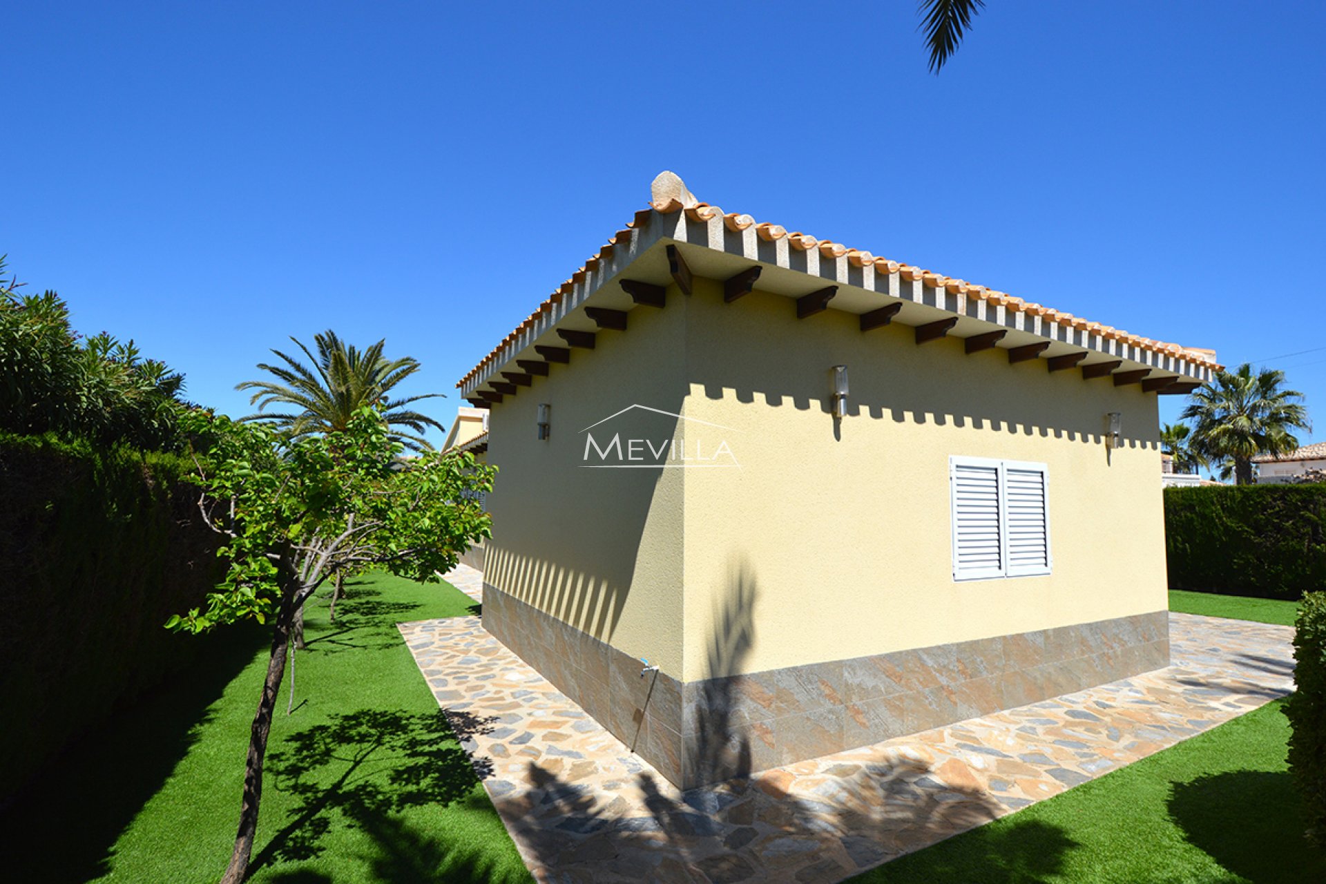 Reventas - Chalet / Villa - Orihuela Costa - Cabo Roig