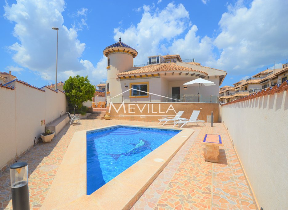Reventas - Chalet / Villa - Orihuela Costa - Cabo Roig