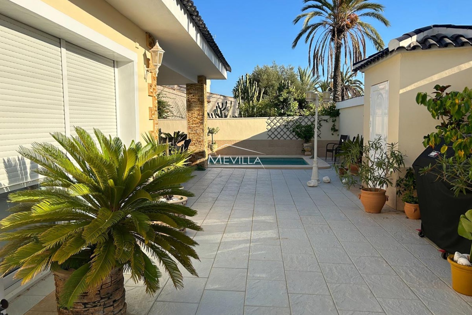 Reventas - Chalet / Villa - Orihuela Costa - Cabo Roig