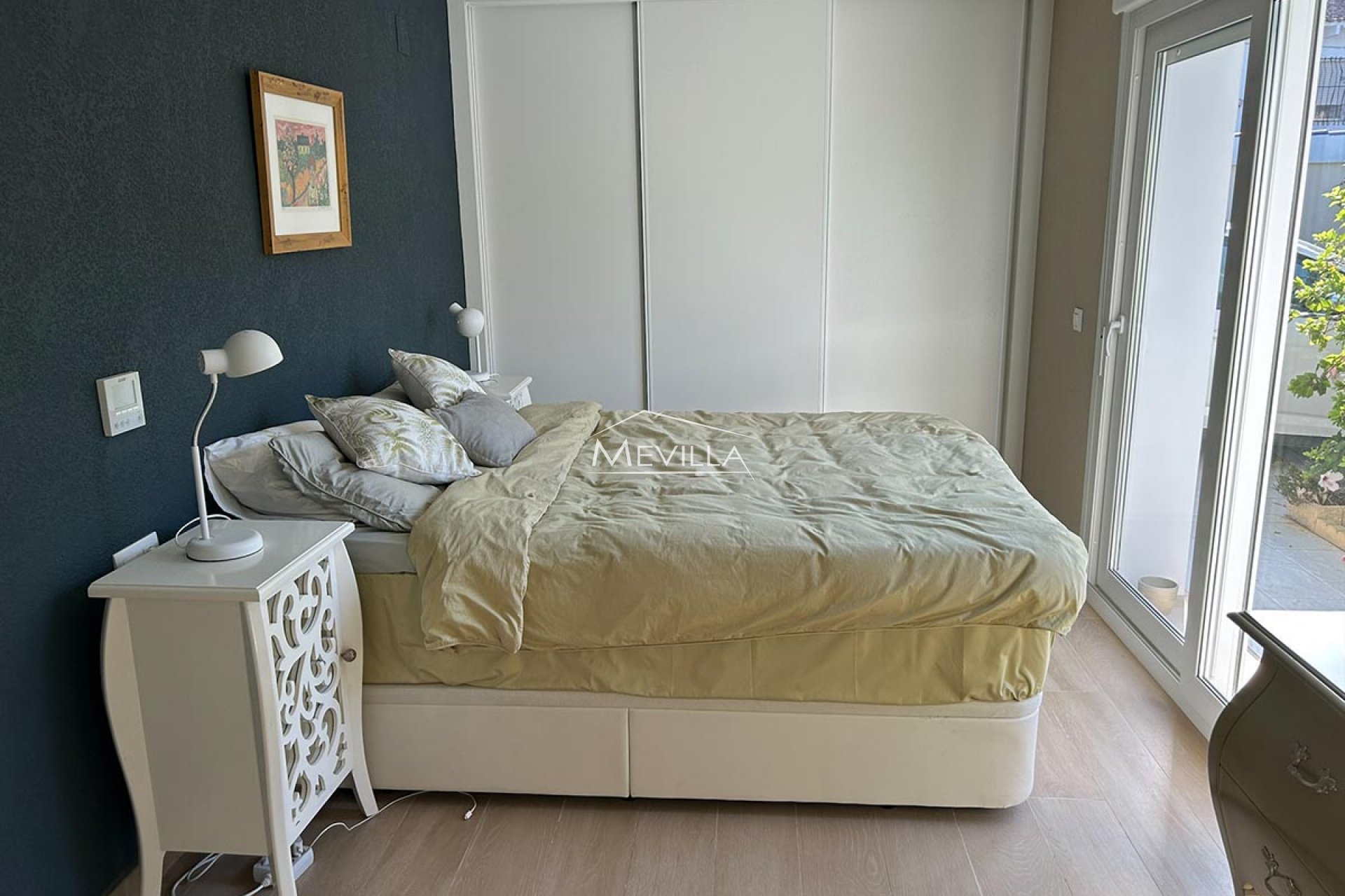 Reventas - Chalet / Villa - Orihuela Costa - Cabo Roig