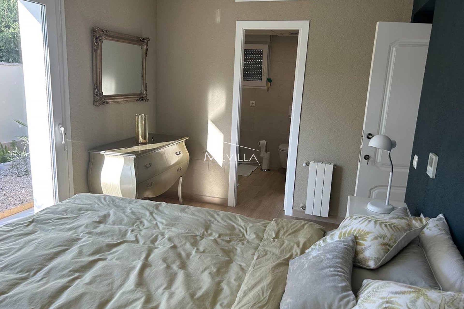 Reventas - Chalet / Villa - Orihuela Costa - Cabo Roig