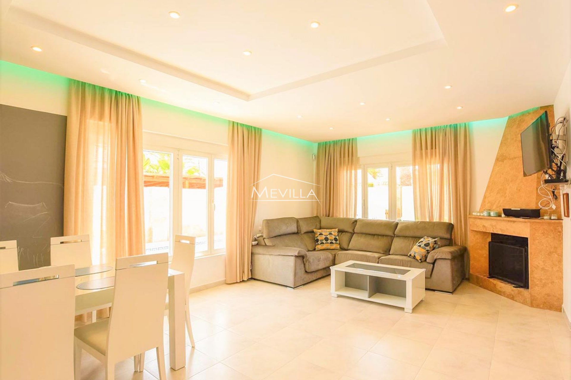 Reventas - Chalet / Villa - Orihuela Costa - Cabo Roig