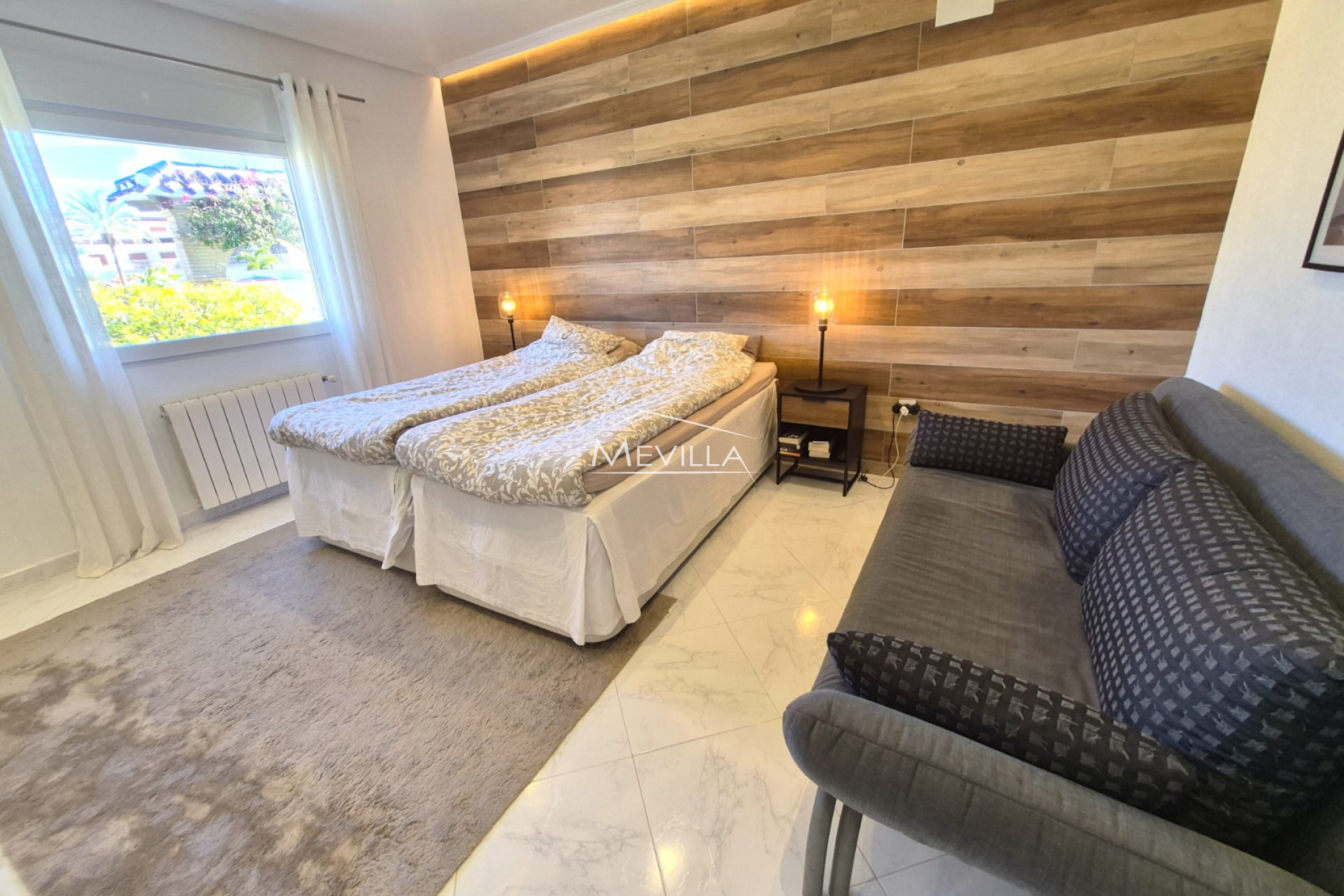 Reventas - Chalet / Villa - Orihuela Costa - Cabo Roig