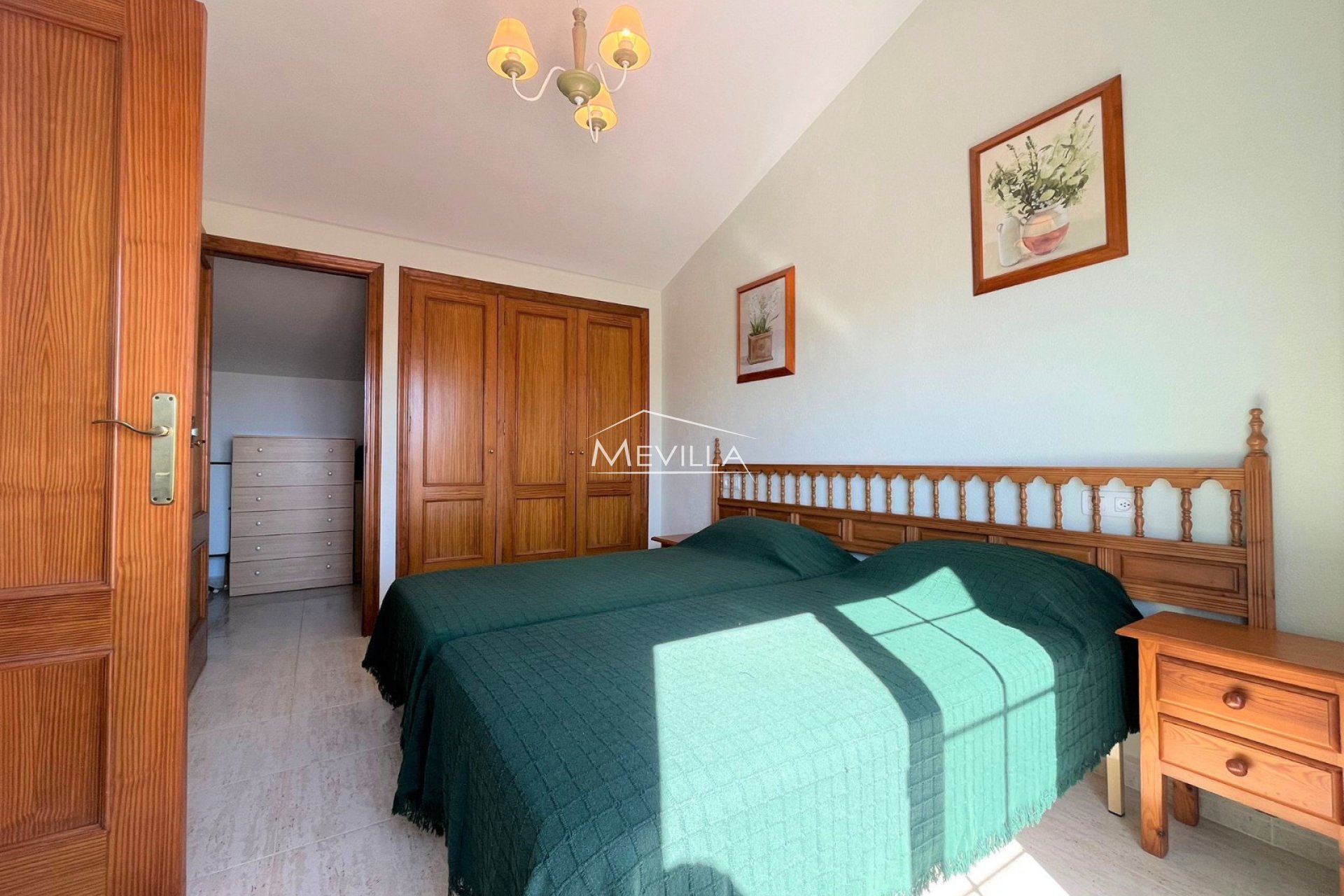 Reventas - Chalet / Villa - Orihuela Costa - Cabo Roig