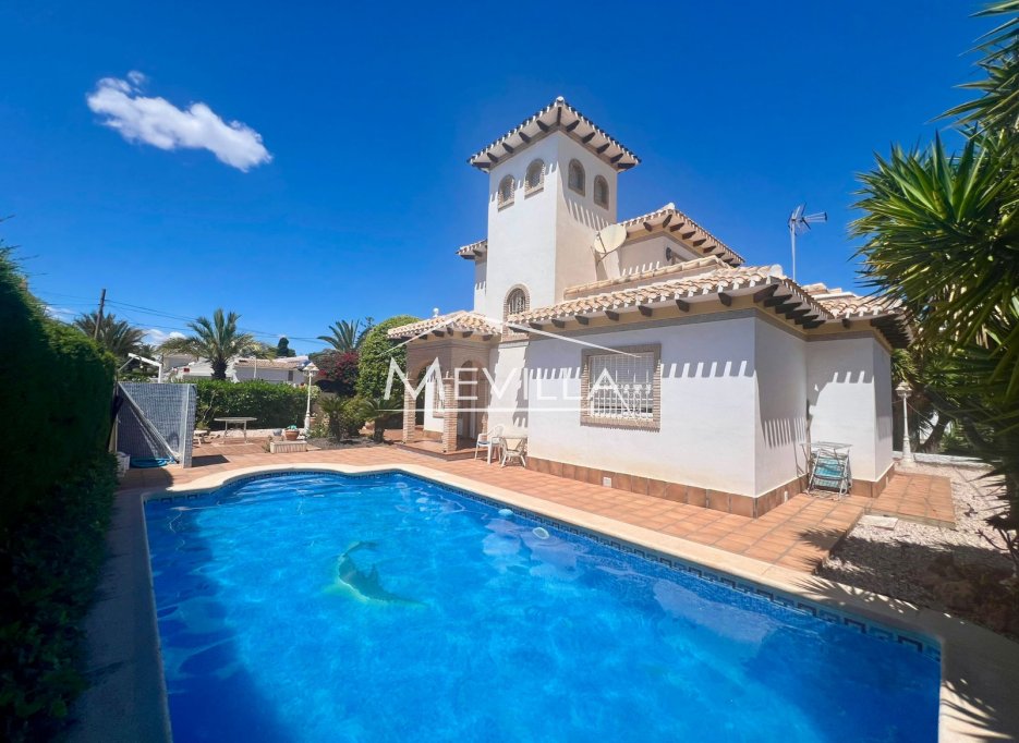 Reventas - Chalet / Villa - Orihuela Costa - Cabo Roig