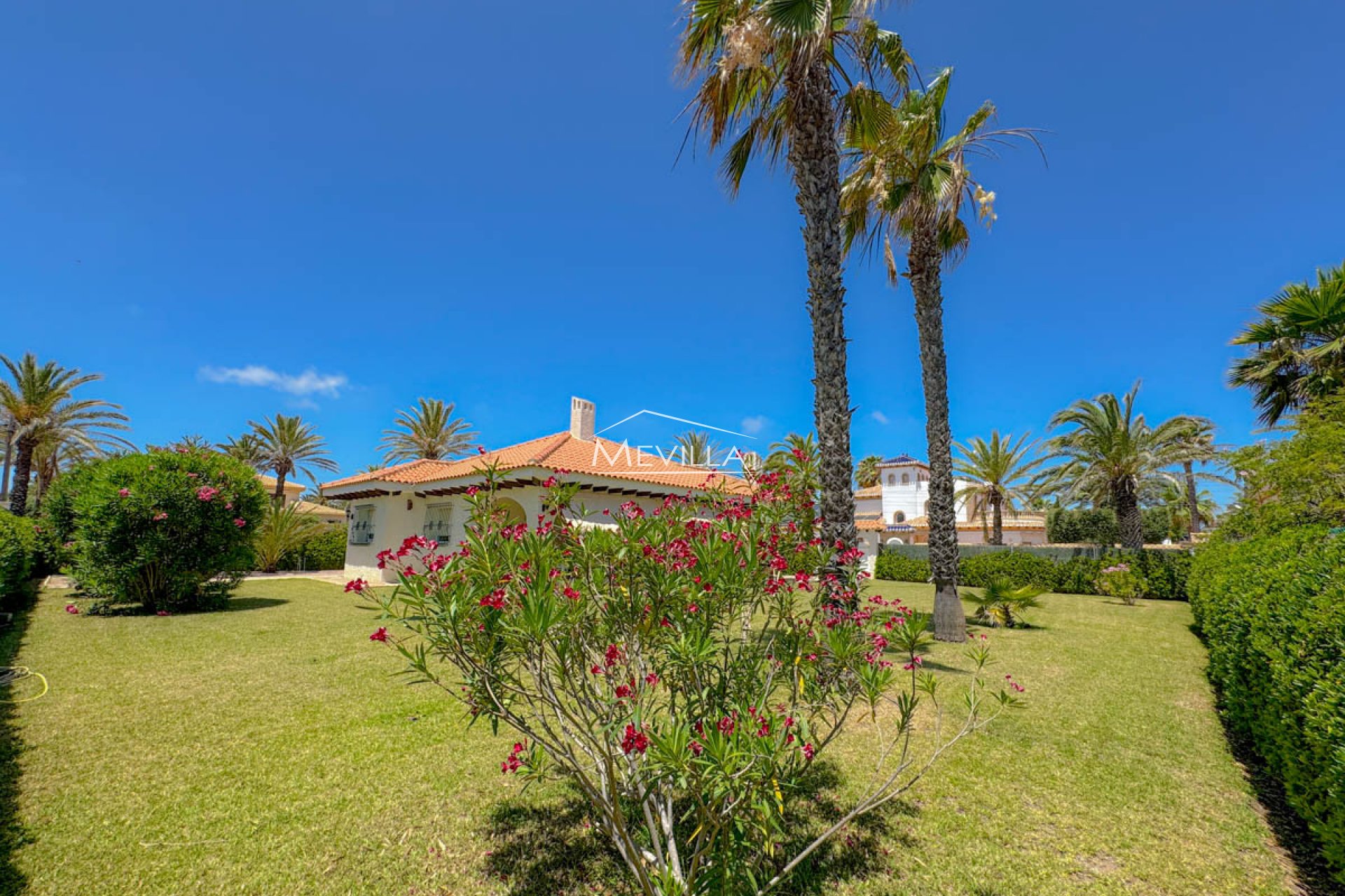 Reventas - Chalet / Villa - Orihuela Costa - Cabo Roig