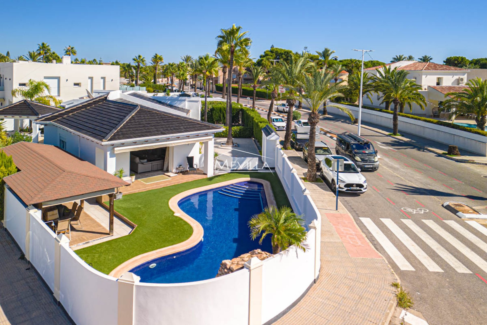 Reventas - Chalet / Villa - Orihuela Costa - Cabo Roig