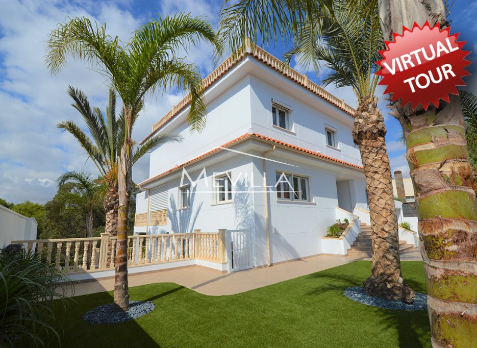 Reventas - Chalet / Villa - Orihuela Costa - Campoamor