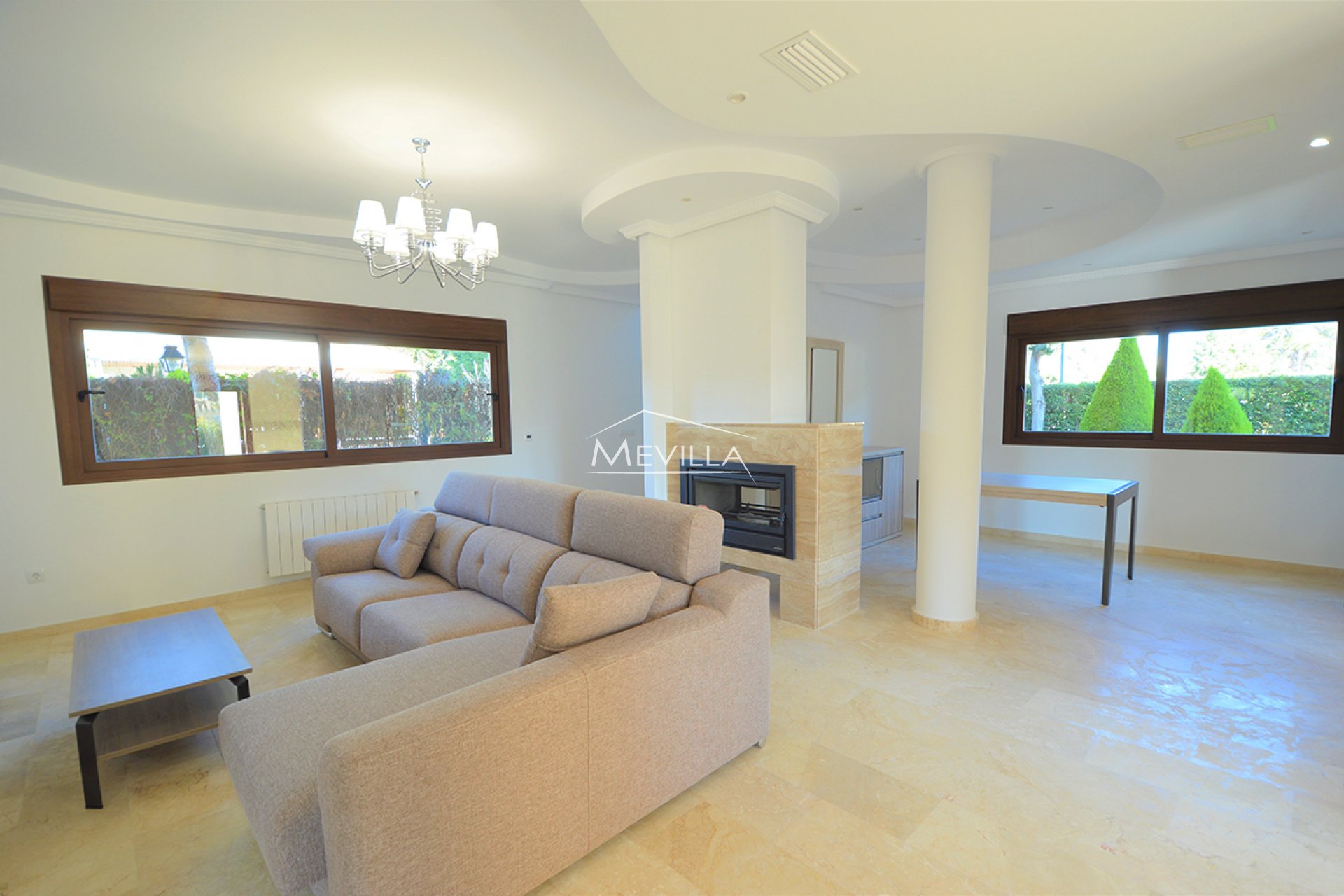Reventas - Chalet / Villa - Orihuela Costa - Campoamor