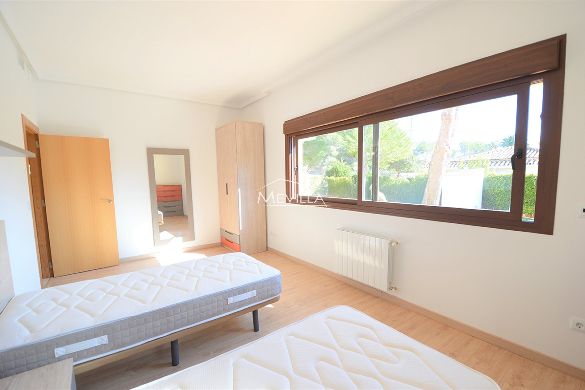 Reventas - Chalet / Villa - Orihuela Costa - Campoamor