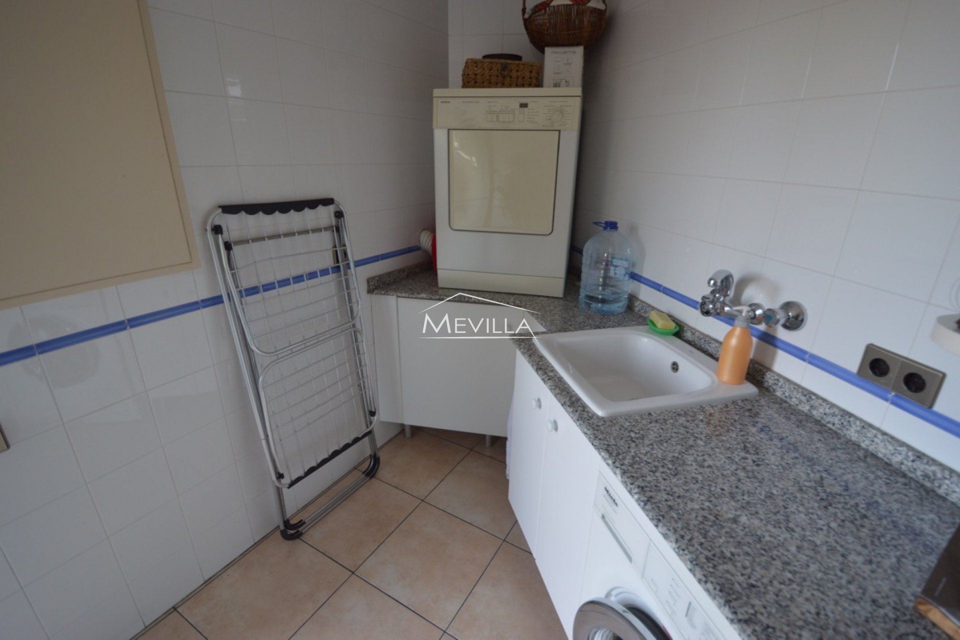 Reventas - Chalet / Villa - Orihuela Costa - Campoamor
