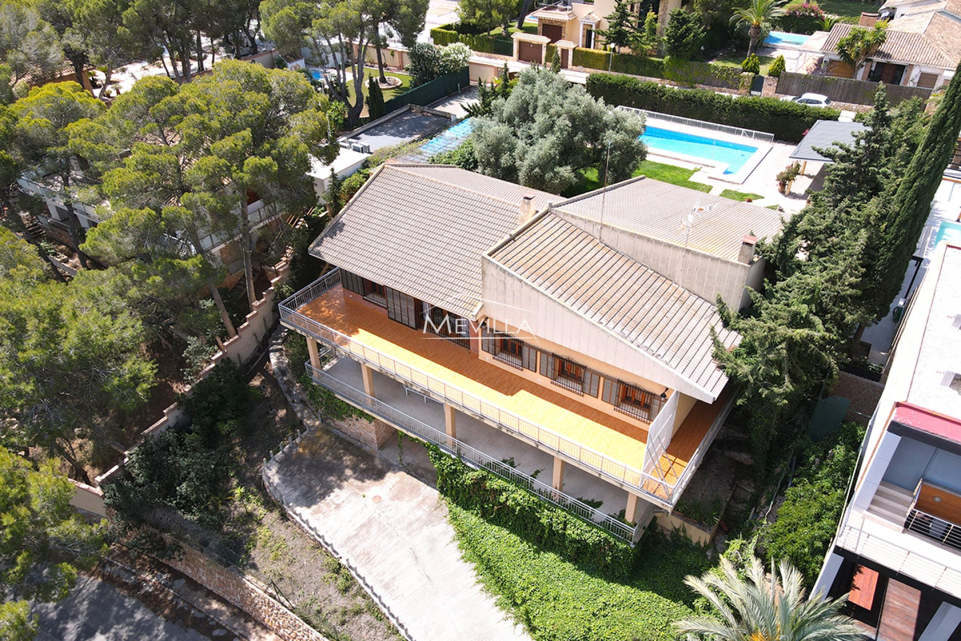 Reventas - Chalet / Villa - Orihuela Costa - Campoamor