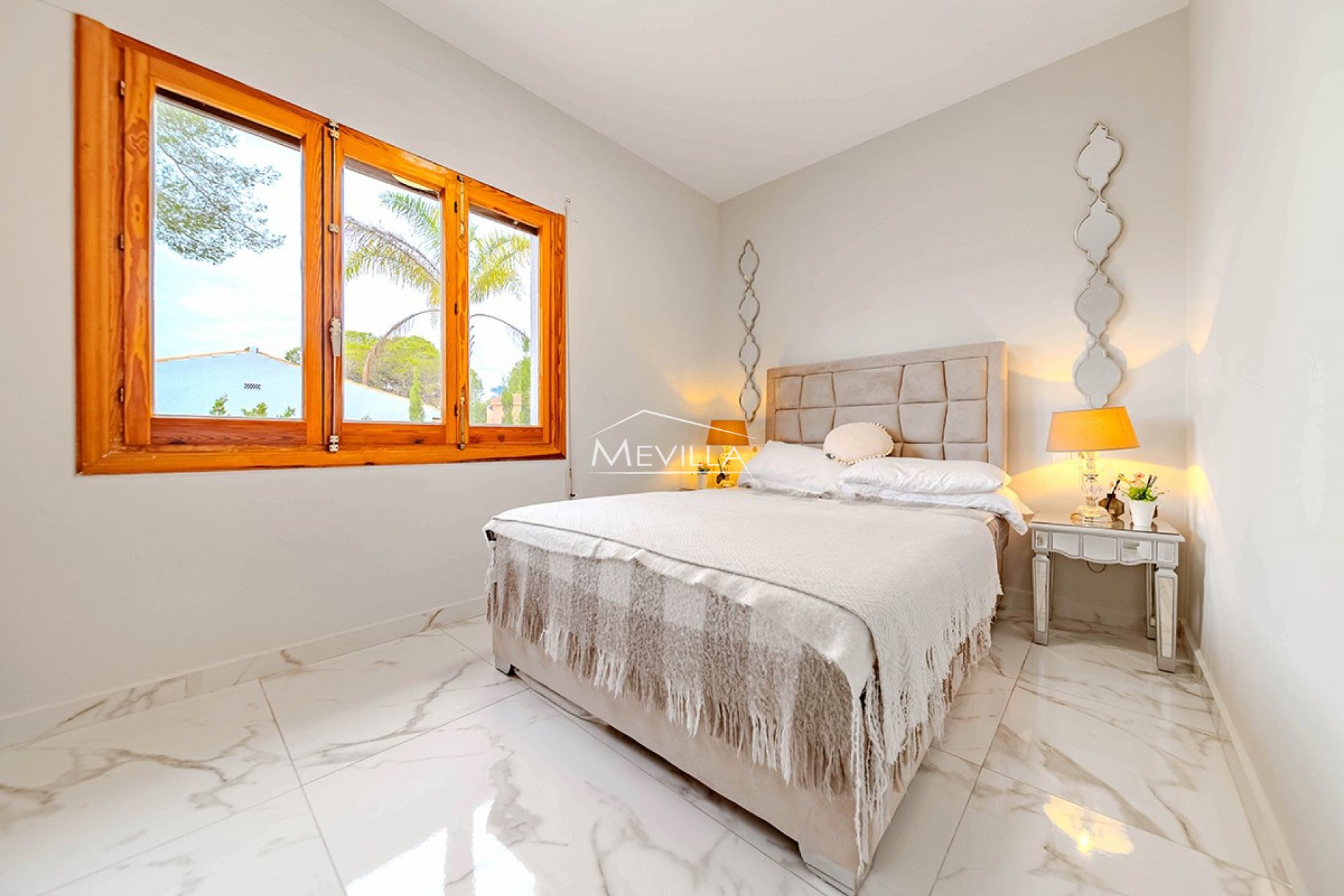 Reventas - Chalet / Villa - Orihuela Costa - Campoamor