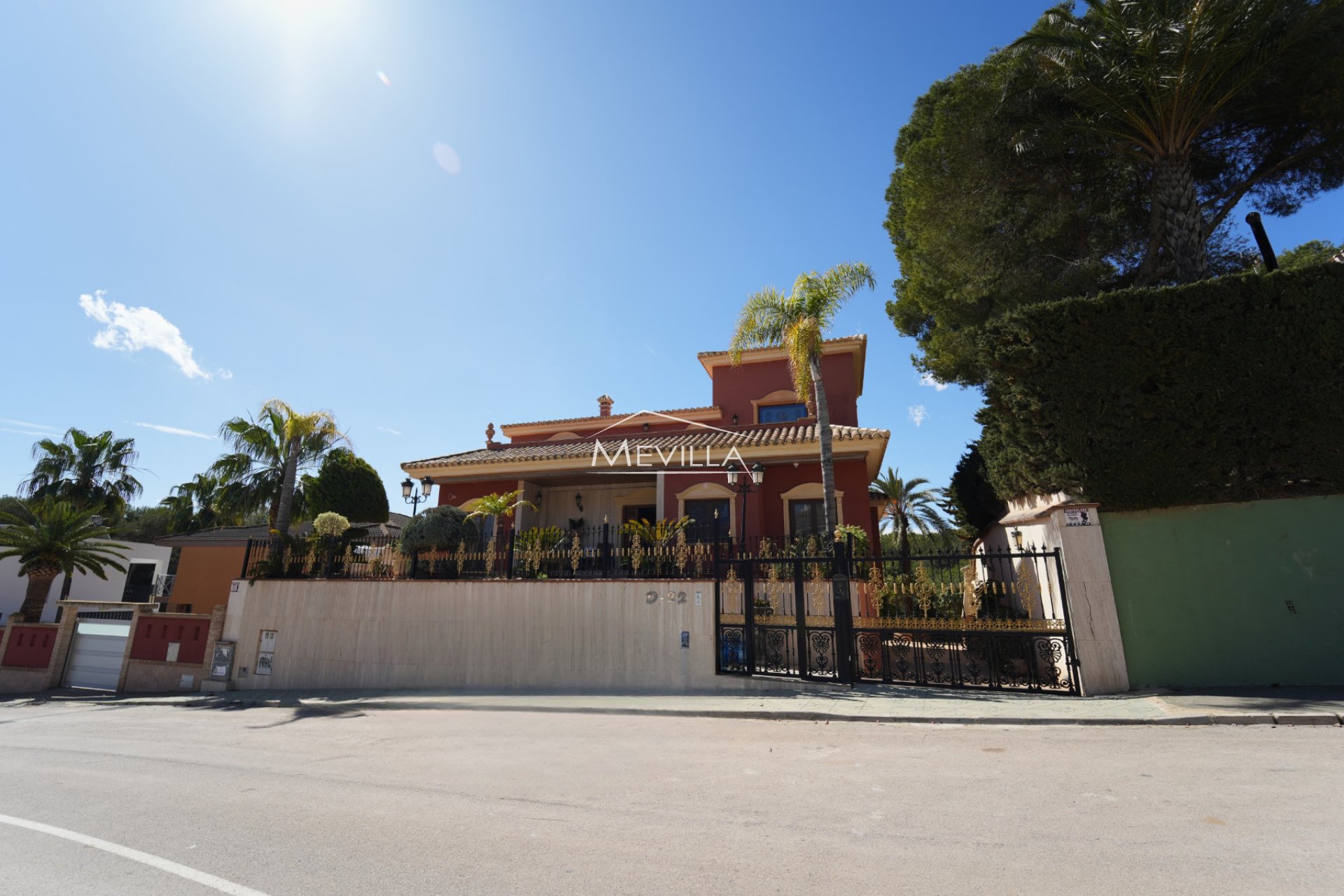 Reventas - Chalet / Villa - Orihuela Costa - Campoamor
