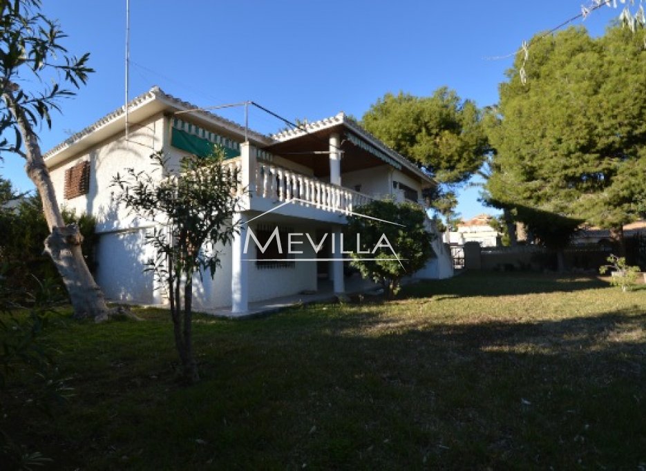Reventas - Chalet / Villa - Orihuela Costa - La Zenia