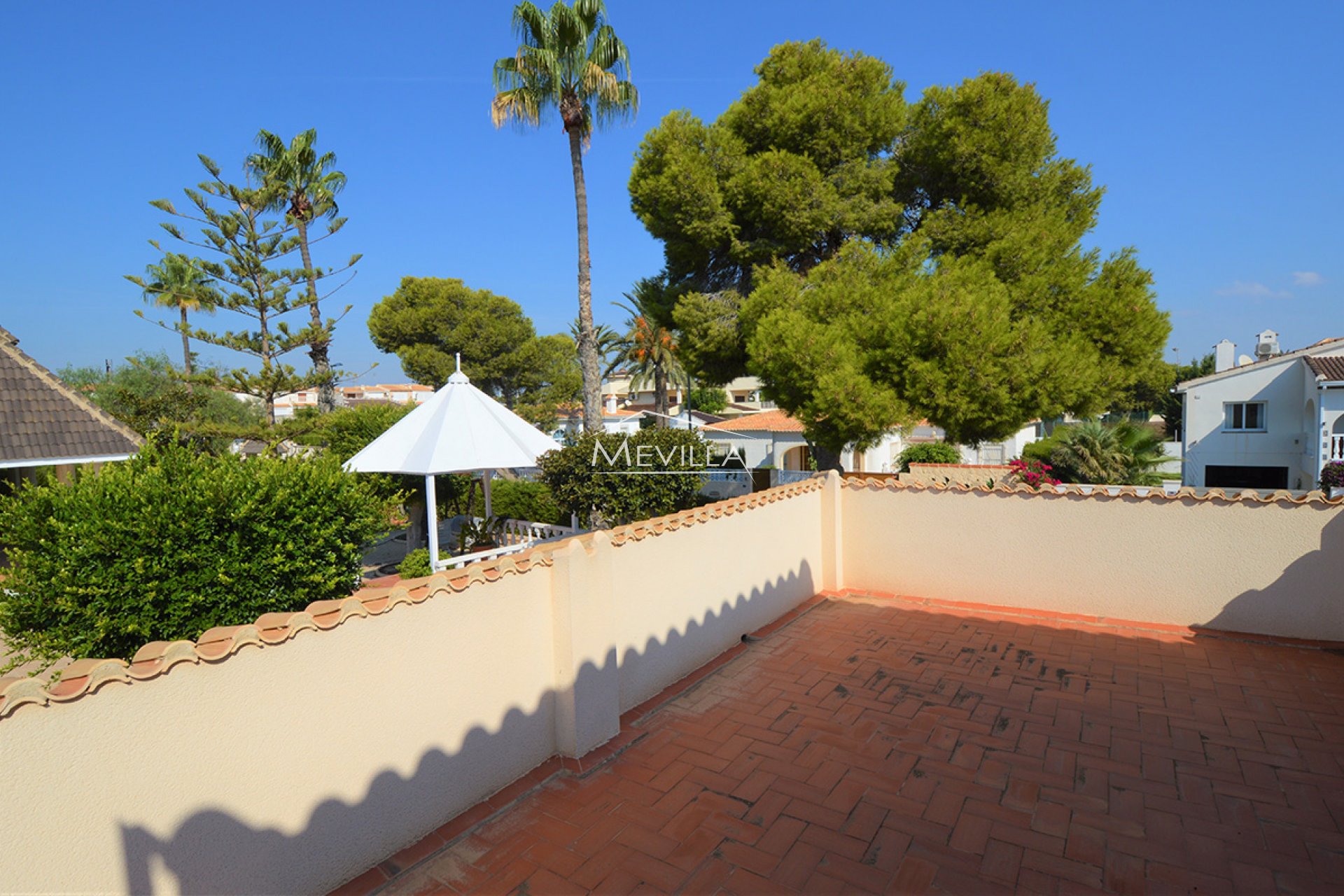 Reventas - Chalet / Villa - Orihuela Costa - La Zenia