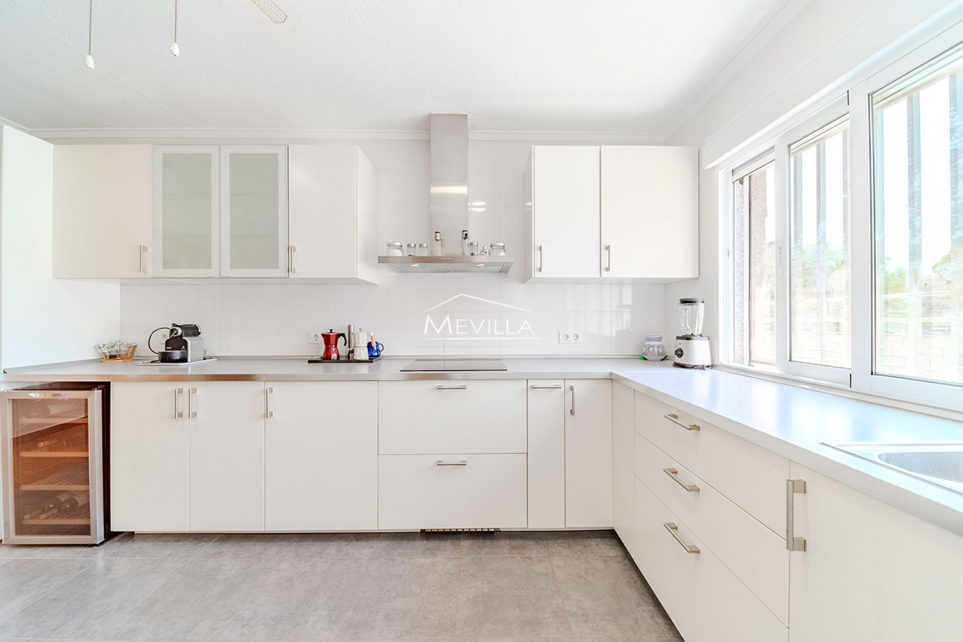 Reventas - Chalet / Villa - Orihuela Costa - La Zenia