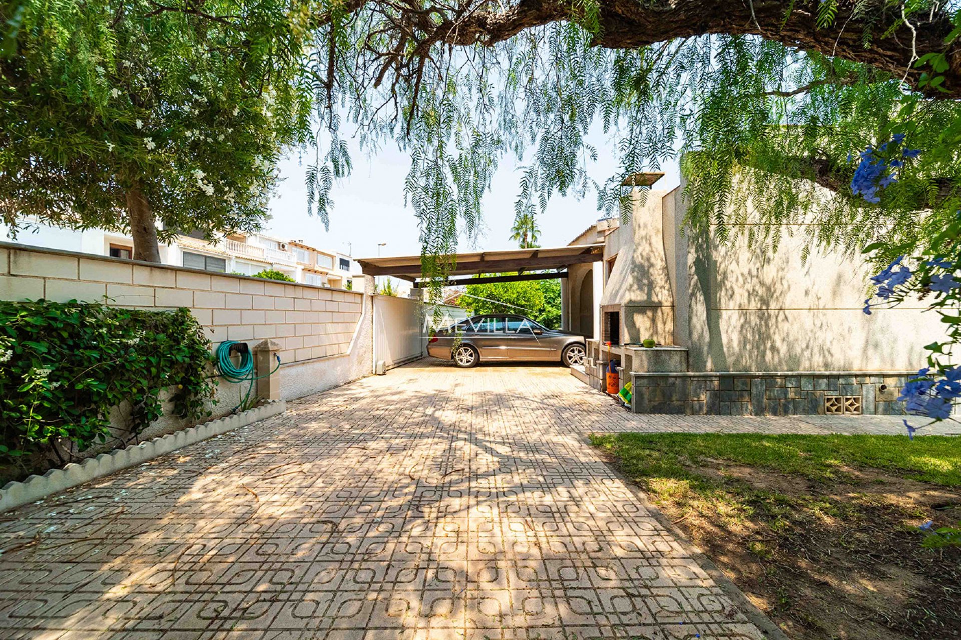 Reventas - Chalet / Villa - Orihuela Costa - La Zenia