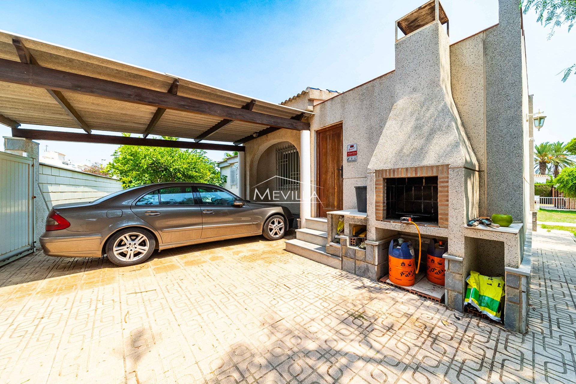 Reventas - Chalet / Villa - Orihuela Costa - La Zenia