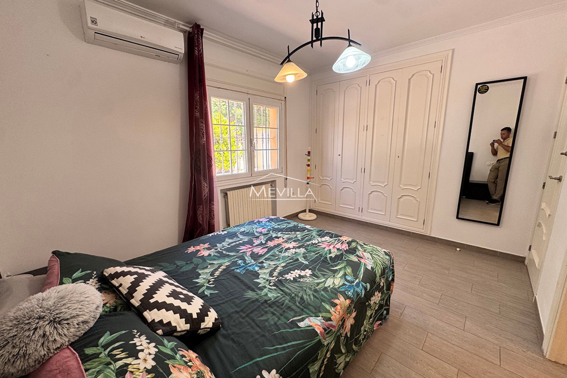 Reventas - Chalet / Villa - Orihuela Costa - La Zenia