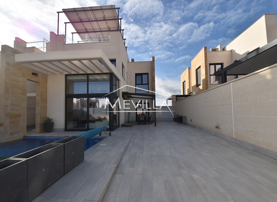 Reventas - Chalet / Villa - Orihuela Costa - Lomas de Cabo Roig