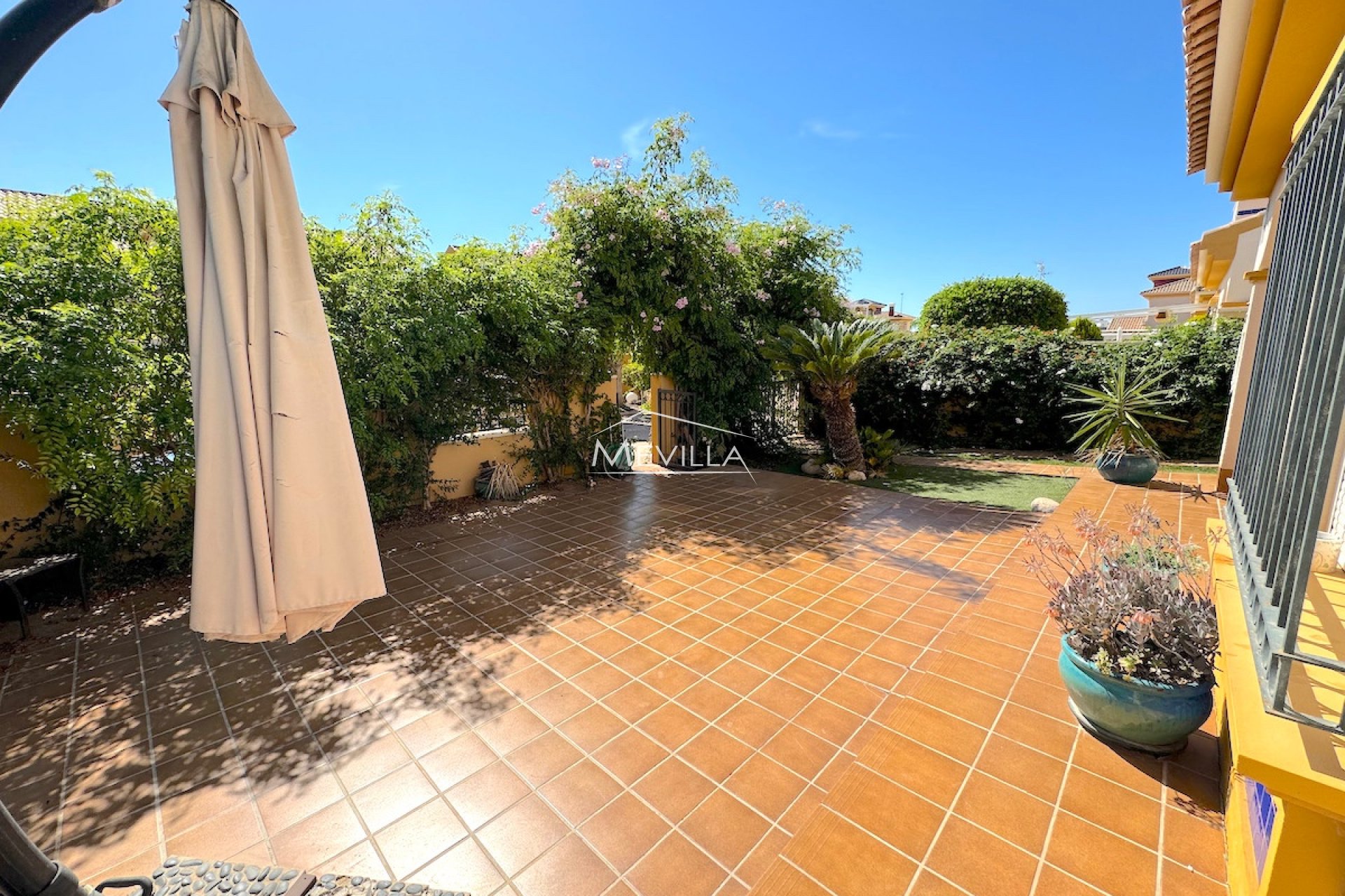 Reventas - Chalet / Villa - Orihuela Costa - Lomas de Cabo Roig