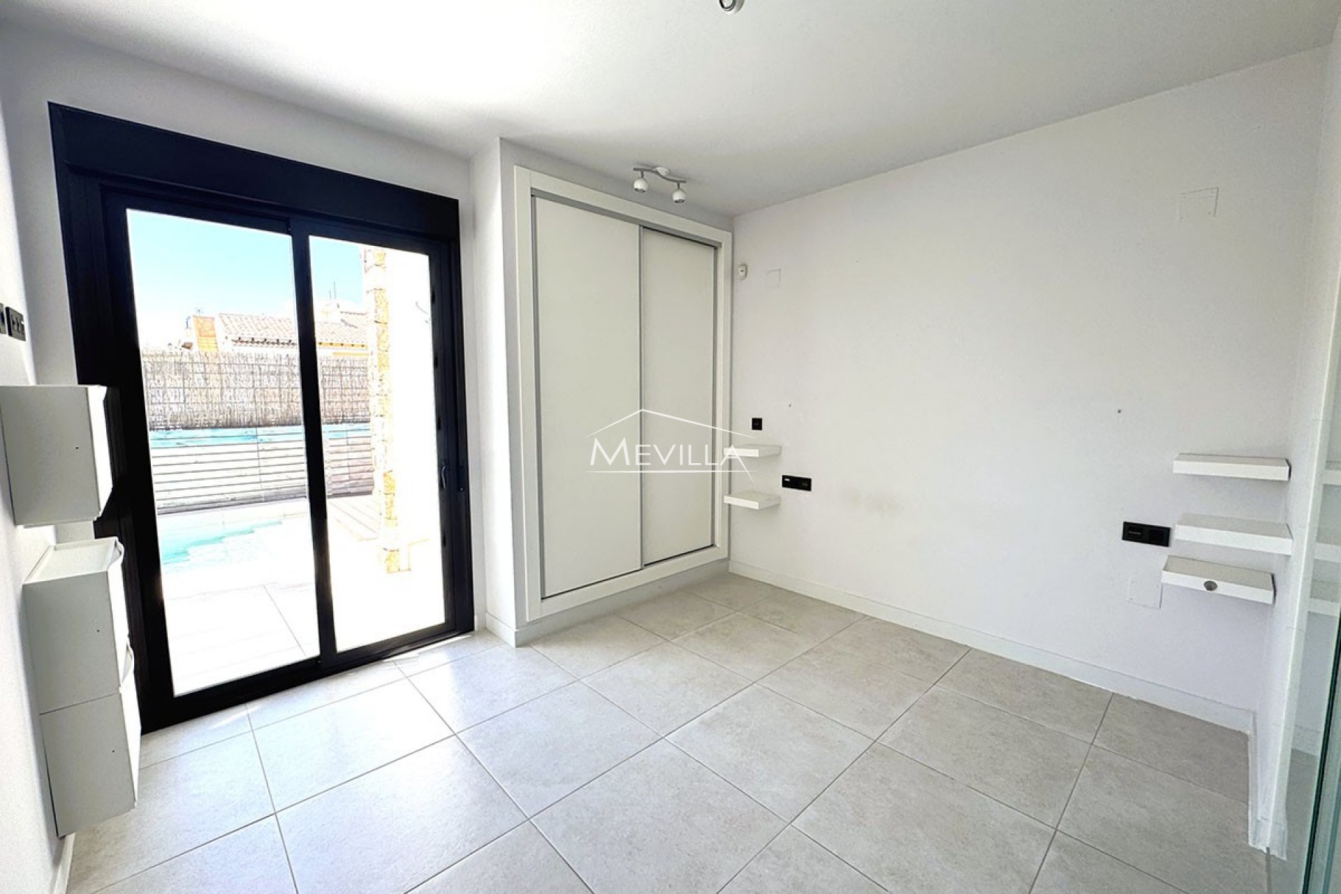 Reventas - Chalet / Villa - Orihuela Costa - Lomas de Cabo Roig