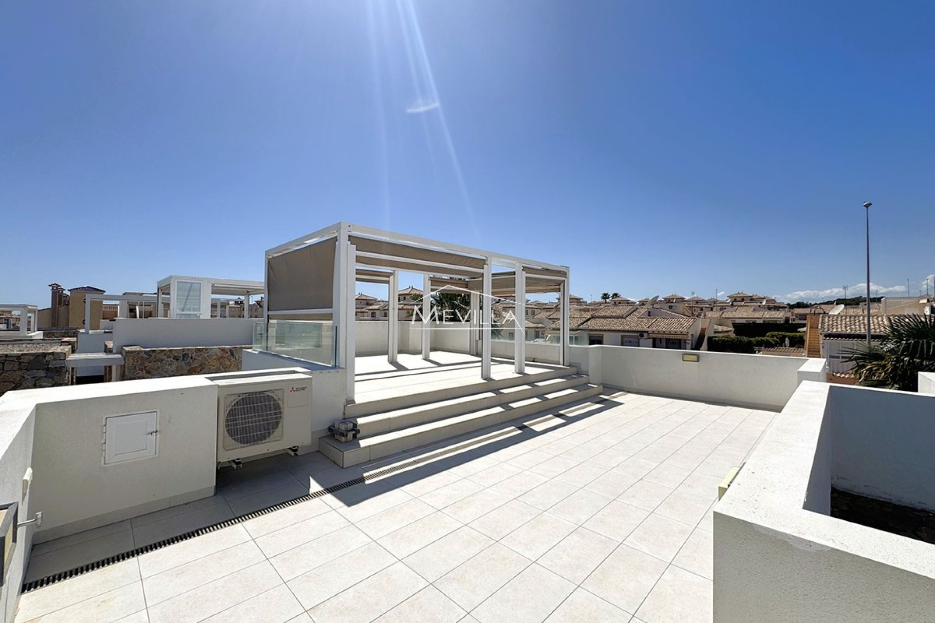 Reventas - Chalet / Villa - Orihuela Costa - Lomas de Cabo Roig