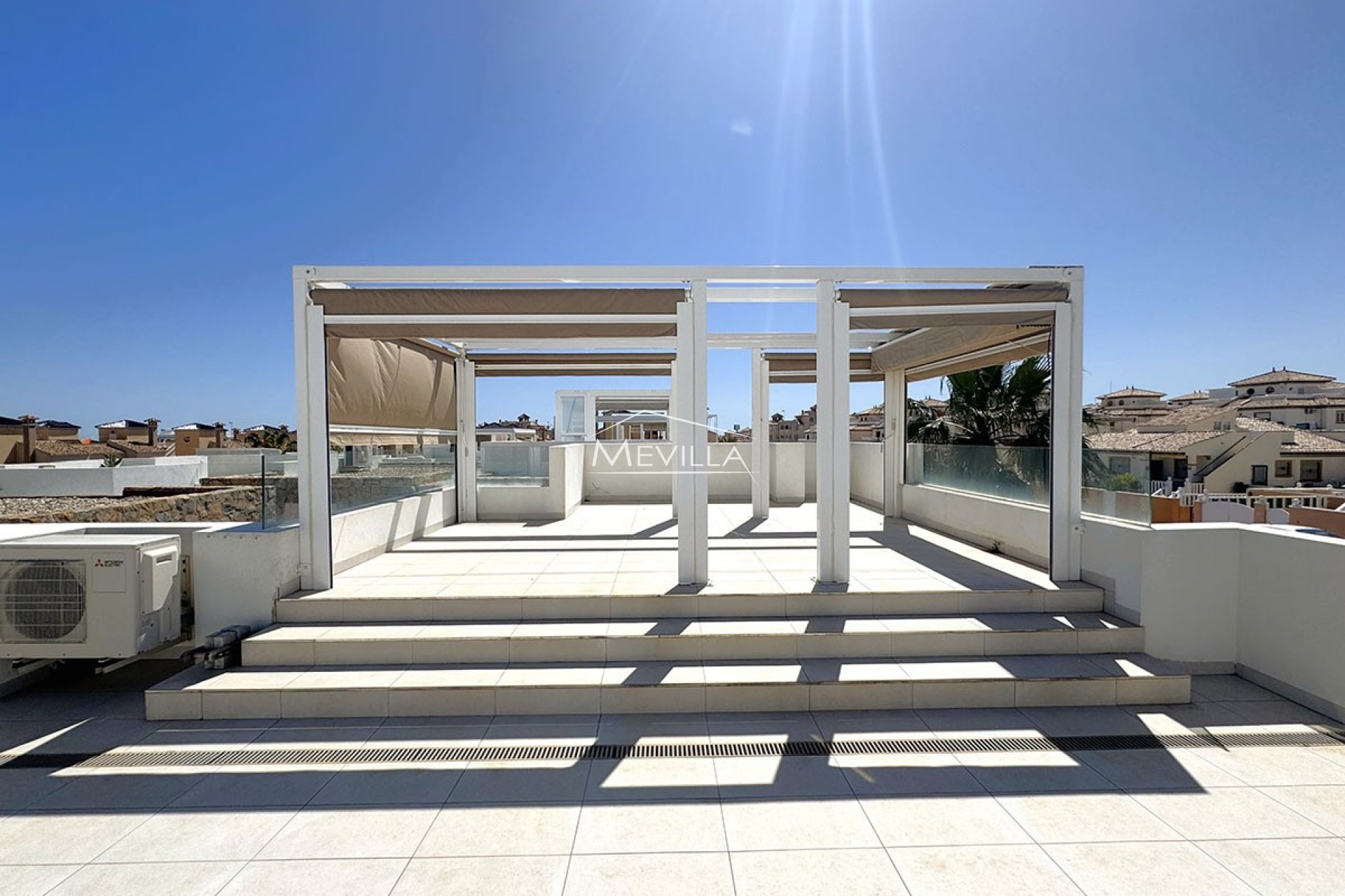 Reventas - Chalet / Villa - Orihuela Costa - Lomas de Cabo Roig