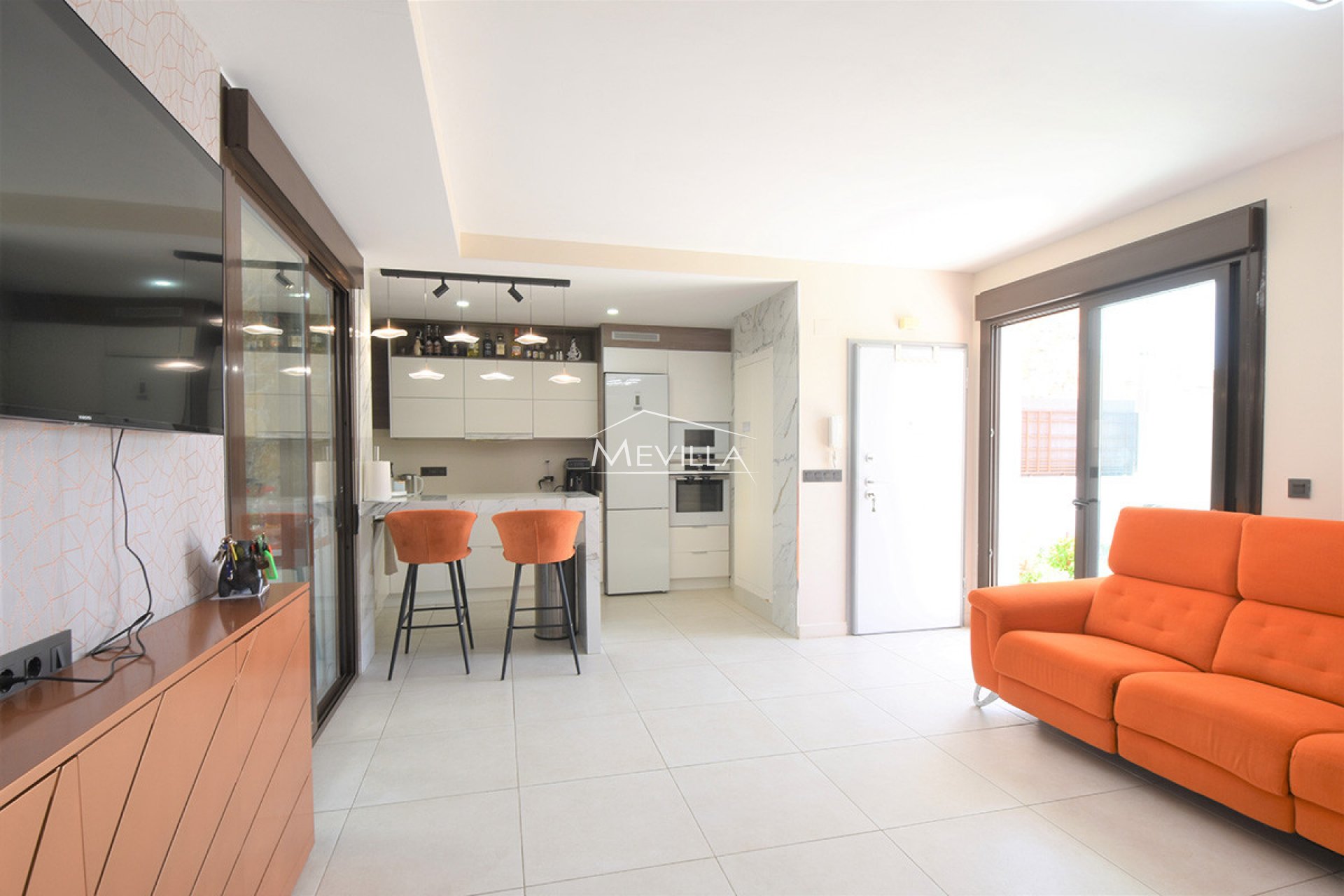 Reventas - Chalet / Villa - Orihuela Costa - Lomas de Cabo Roig