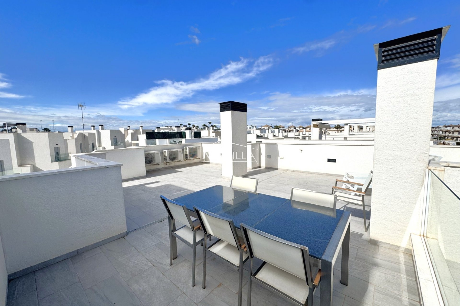 Reventas - Chalet / Villa - Orihuela Costa - Lomas de Cabo Roig