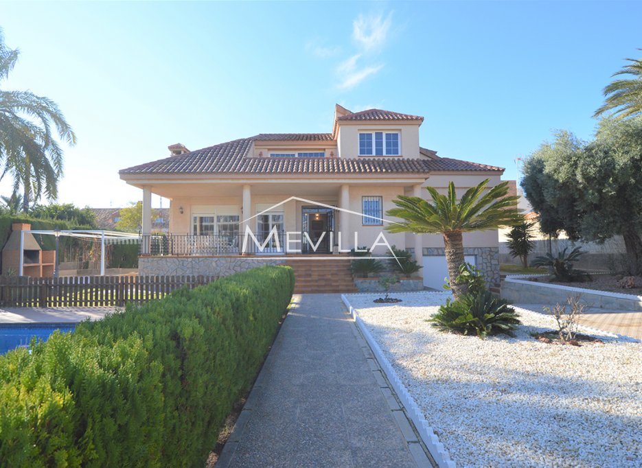 Reventas - Chalet / Villa - Orihuela Costa - Mil Palmeras