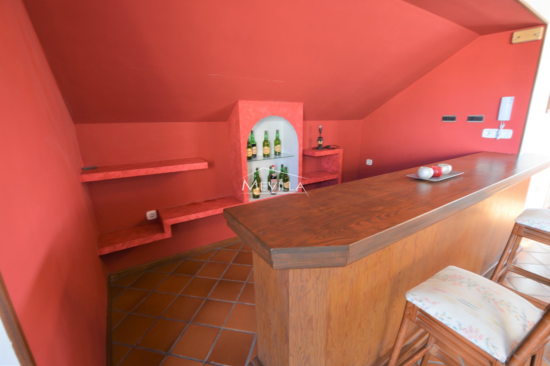 Reventas - Chalet / Villa - Orihuela Costa - Mil Palmeras