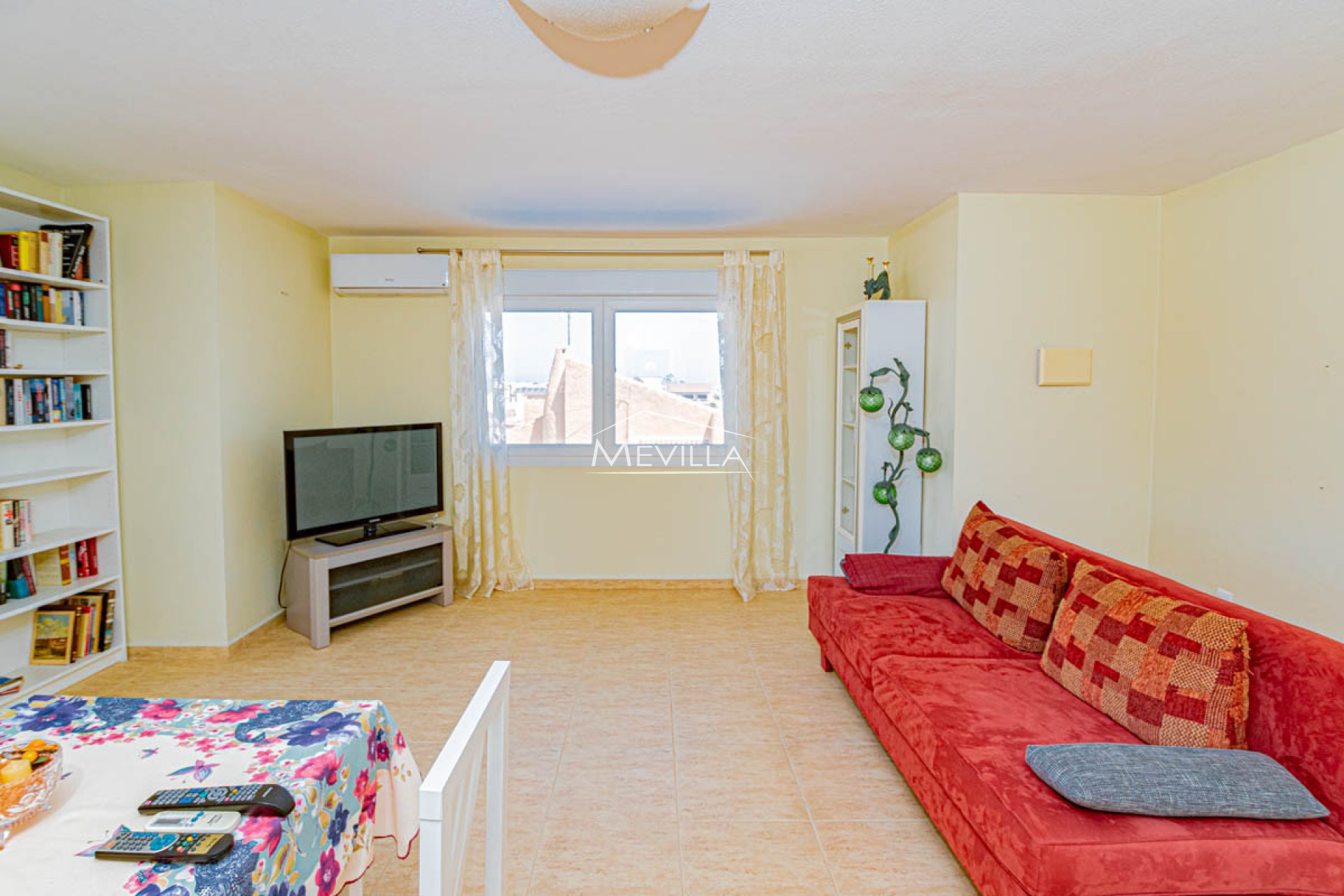 Reventas - Chalet / Villa - Orihuela Costa - Mil Palmeras