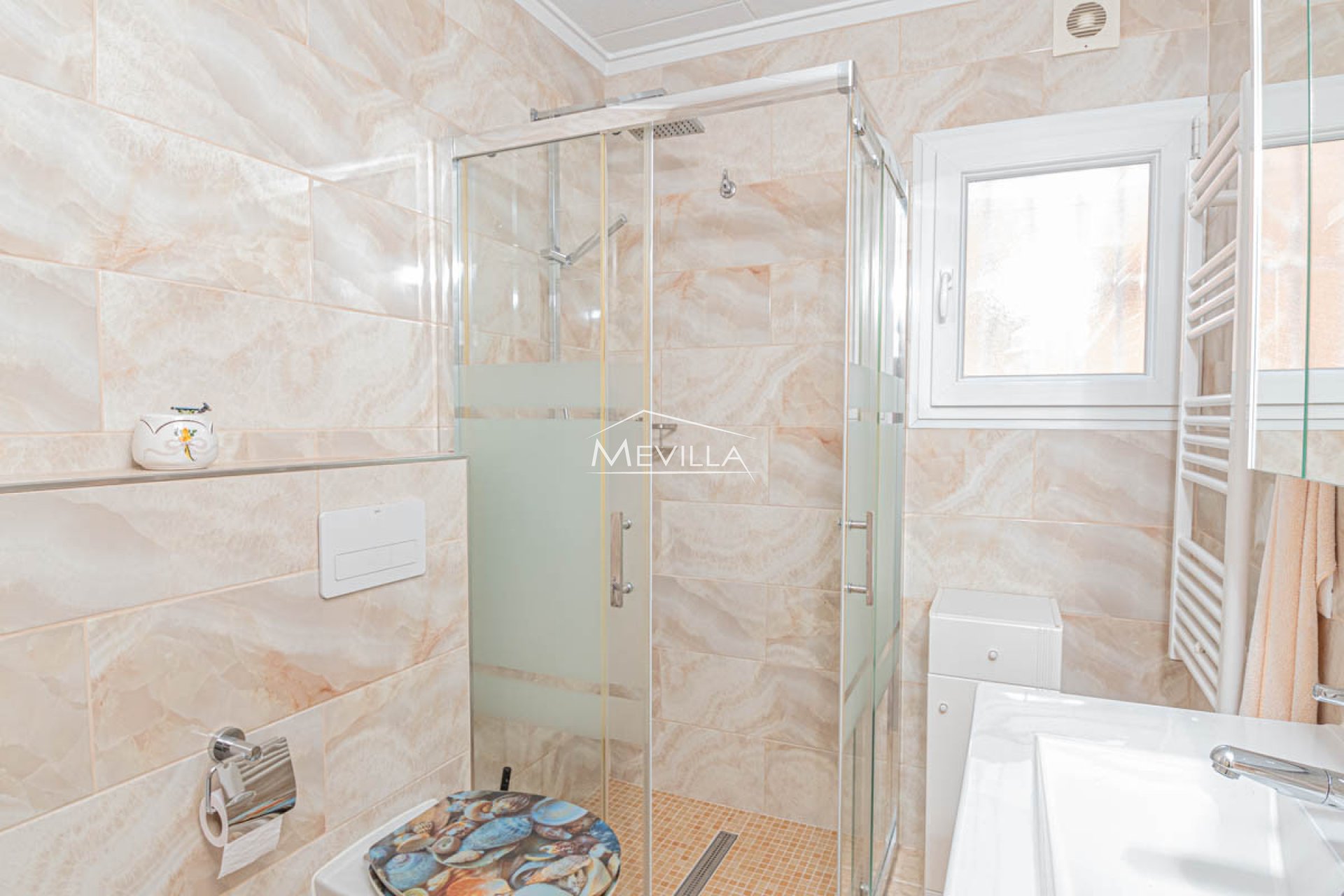 Reventas - Chalet / Villa - Orihuela Costa - Mil Palmeras
