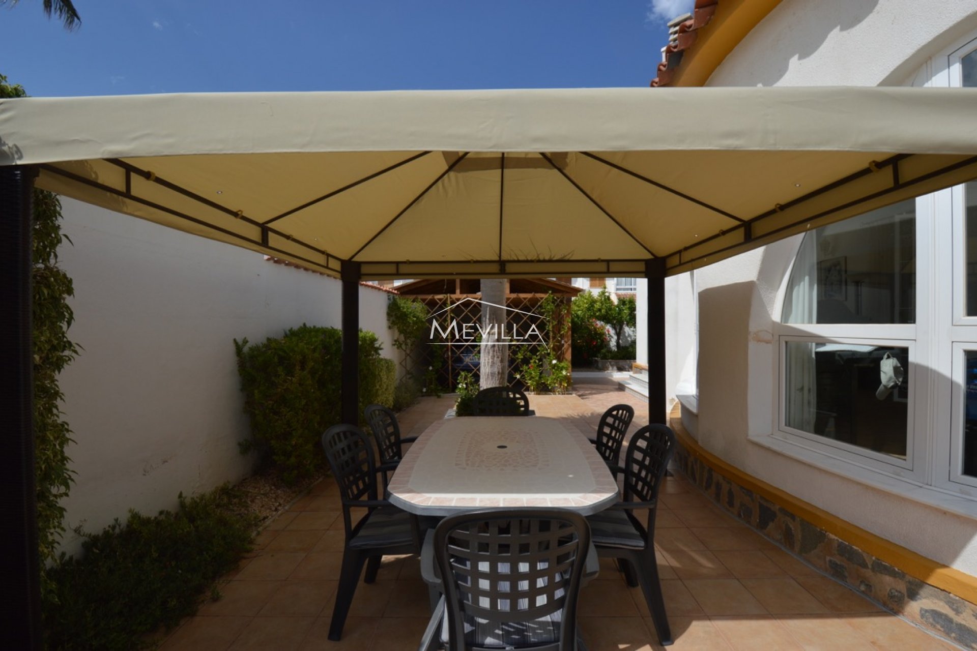 Reventas - Chalet / Villa - Orihuela Costa - Mil Palmeras