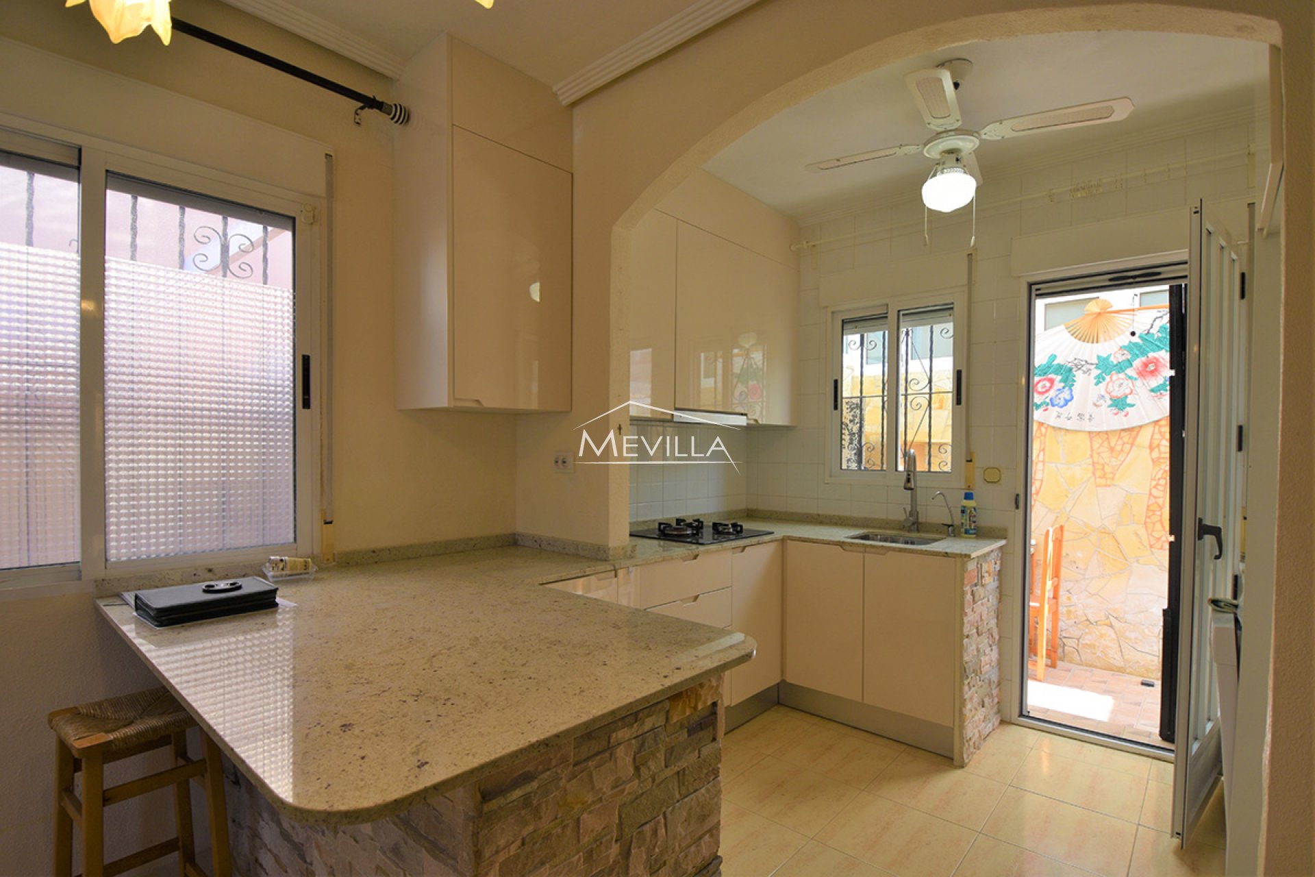 Reventas - Chalet / Villa - Orihuela Costa - Playa Flamenca