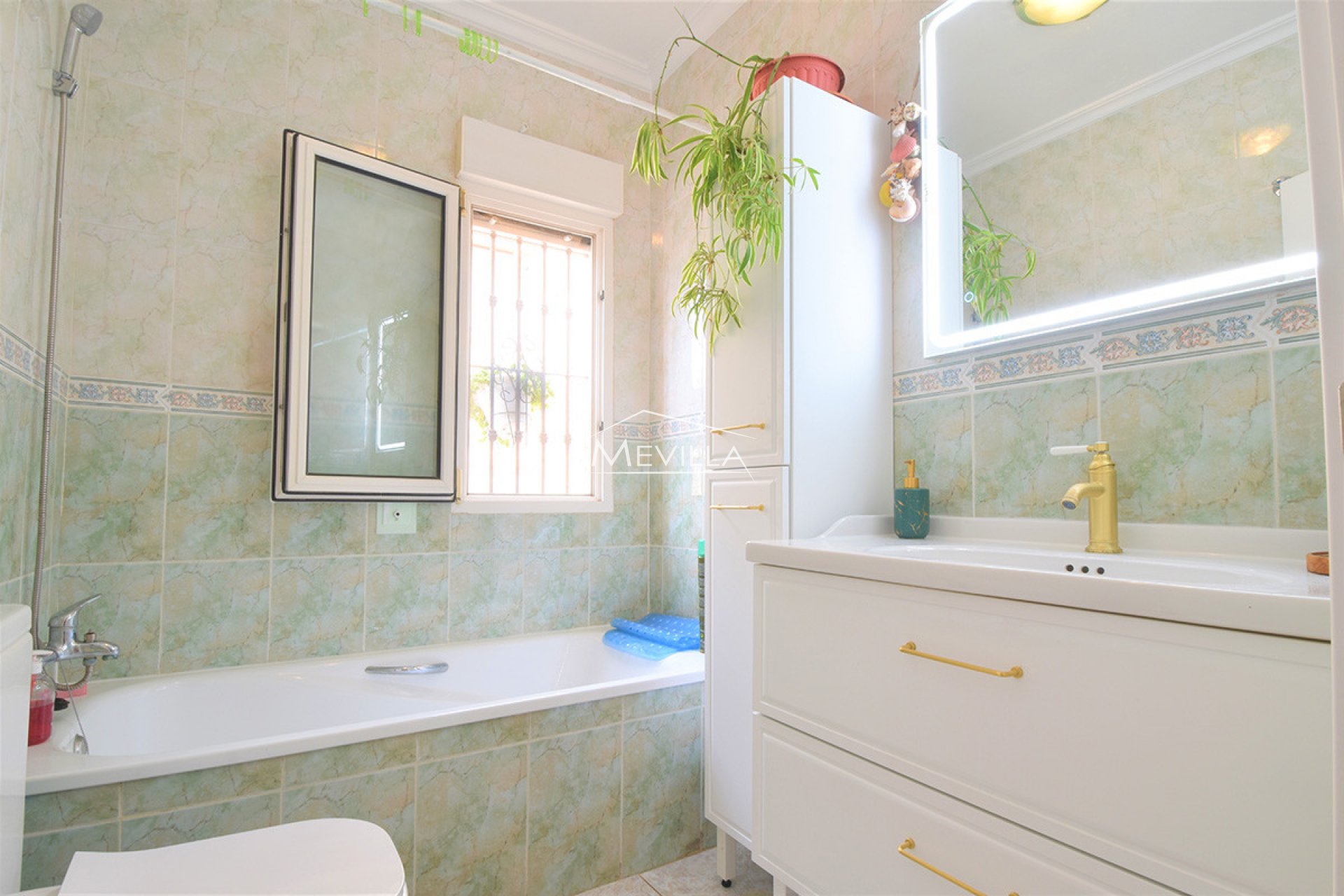 Reventas - Chalet / Villa - Orihuela Costa - Playa Flamenca